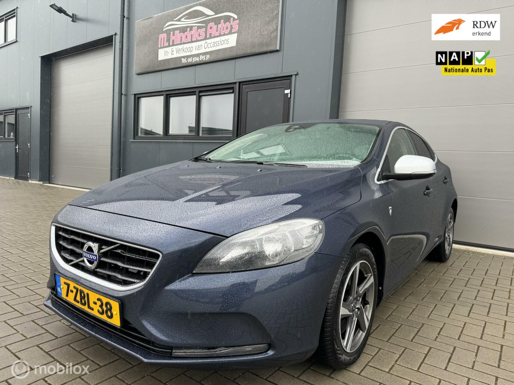 Volvo V40 2.0 D4 Ocean Race Business 2014 - voorkant