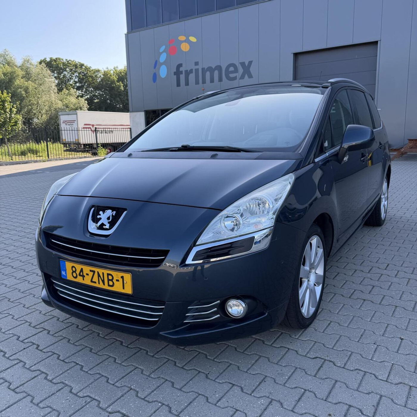 Peugeot 5008 1.6 GT 7 Persoon 2013 | Automaat | NW APK ! 2013 - voorkant