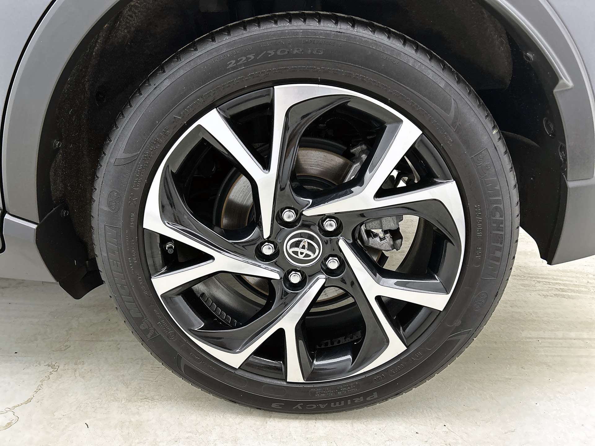 Foto van Toyota Toyota C-hr