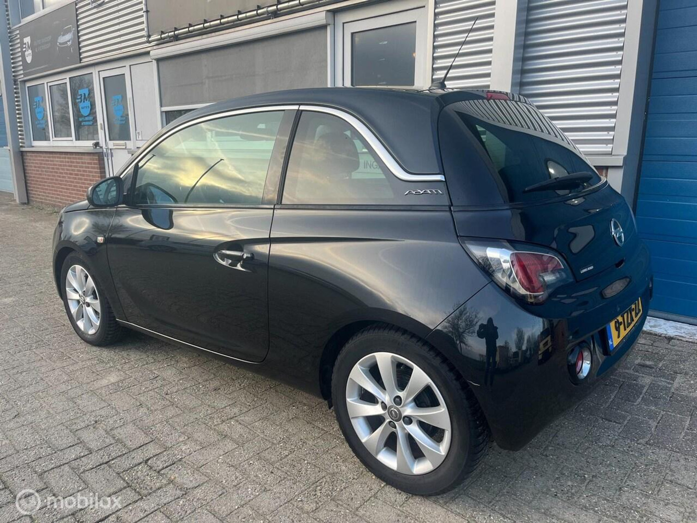 Foto van Opel Adam
