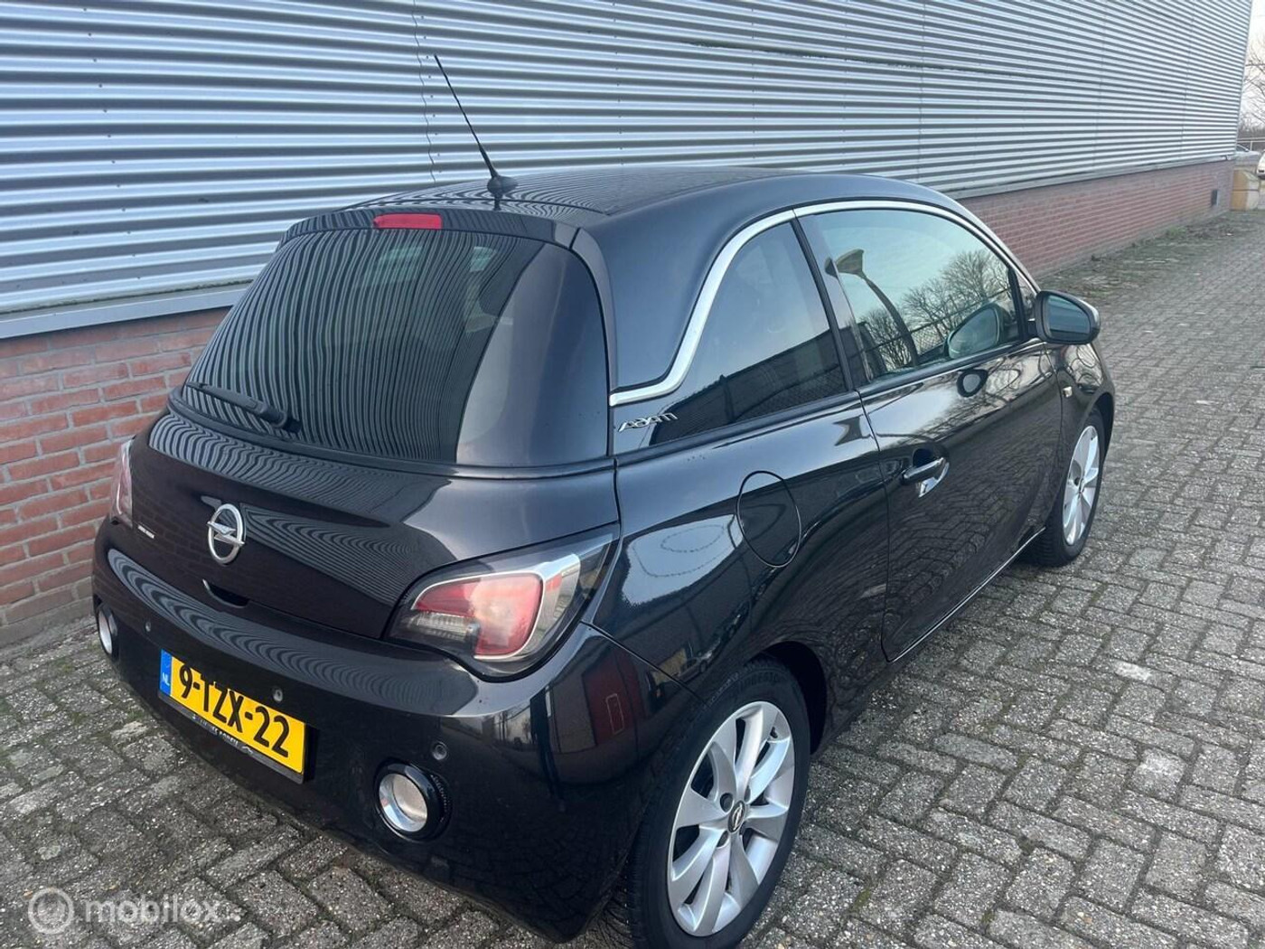 Foto van Opel Adam