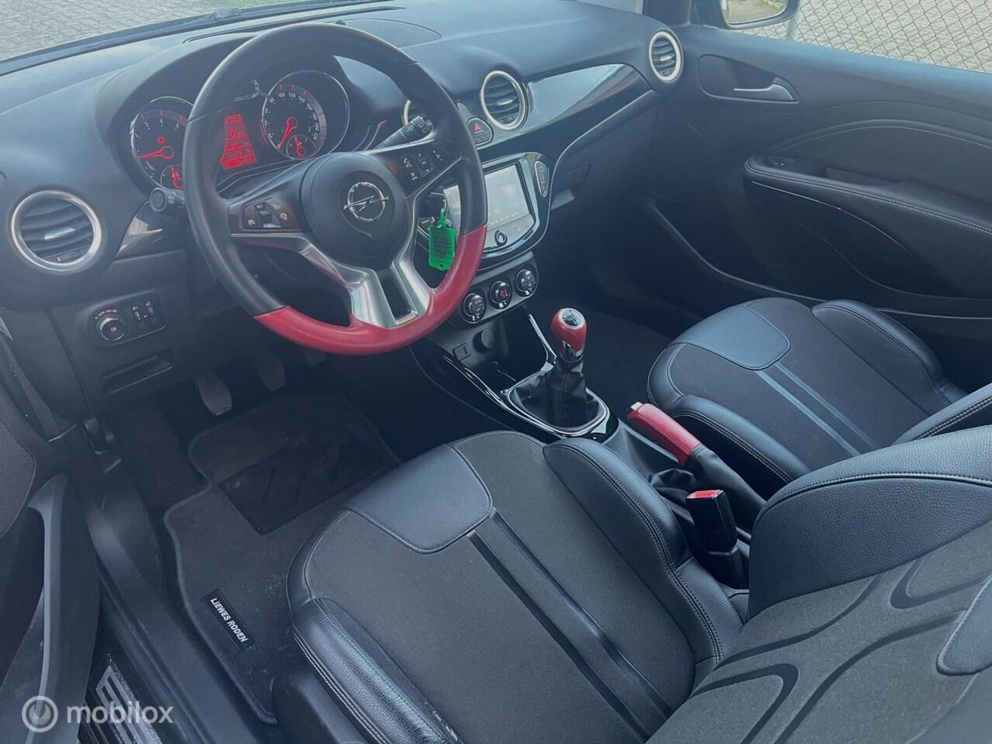 Foto van Opel Adam