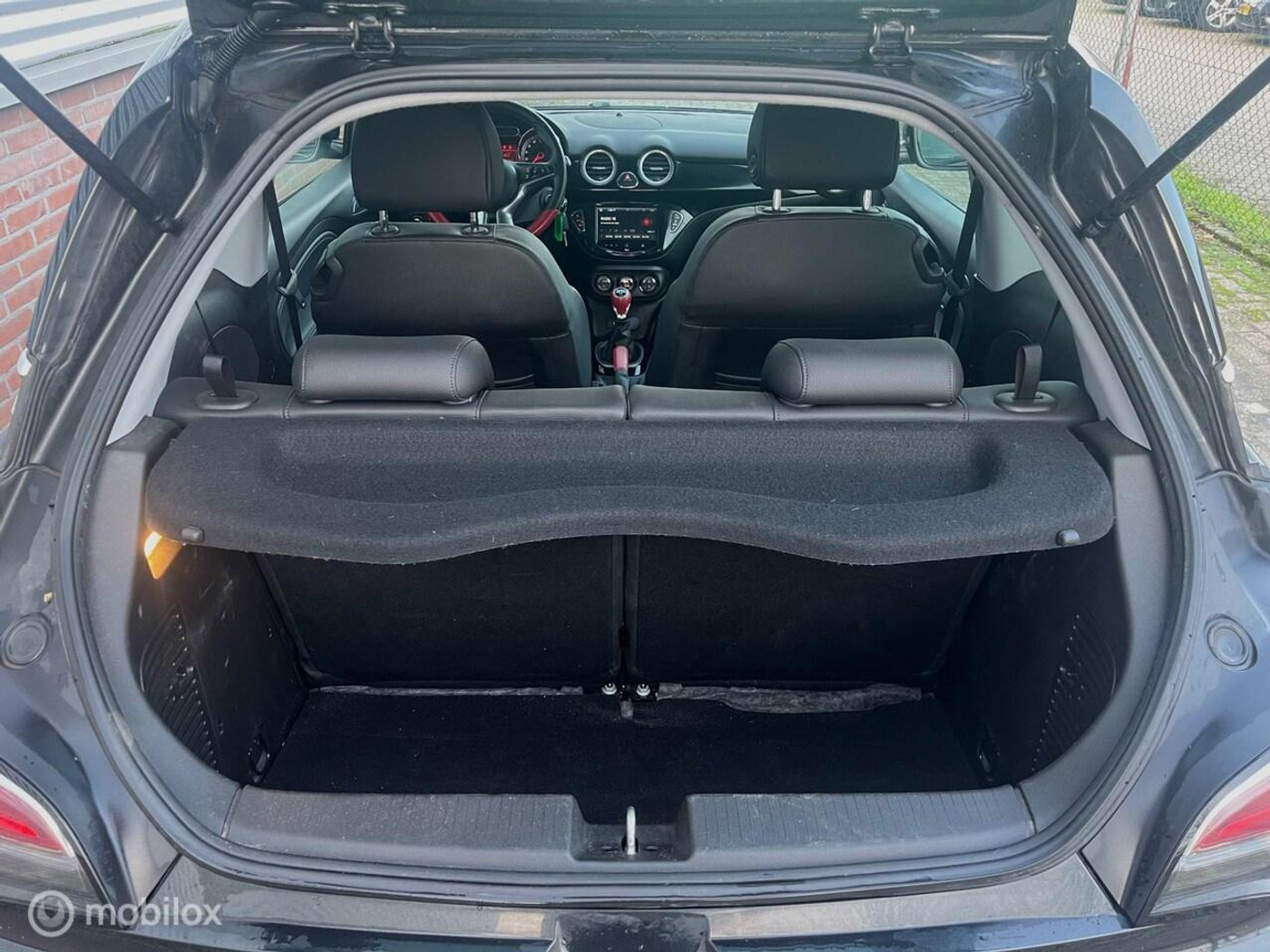 Foto van Opel Adam