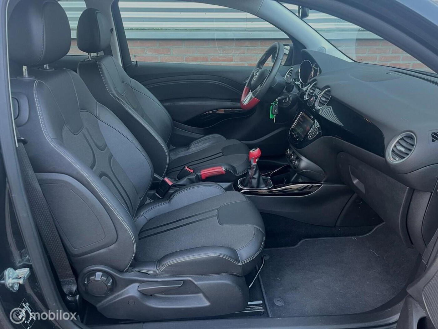 Foto van Opel Adam