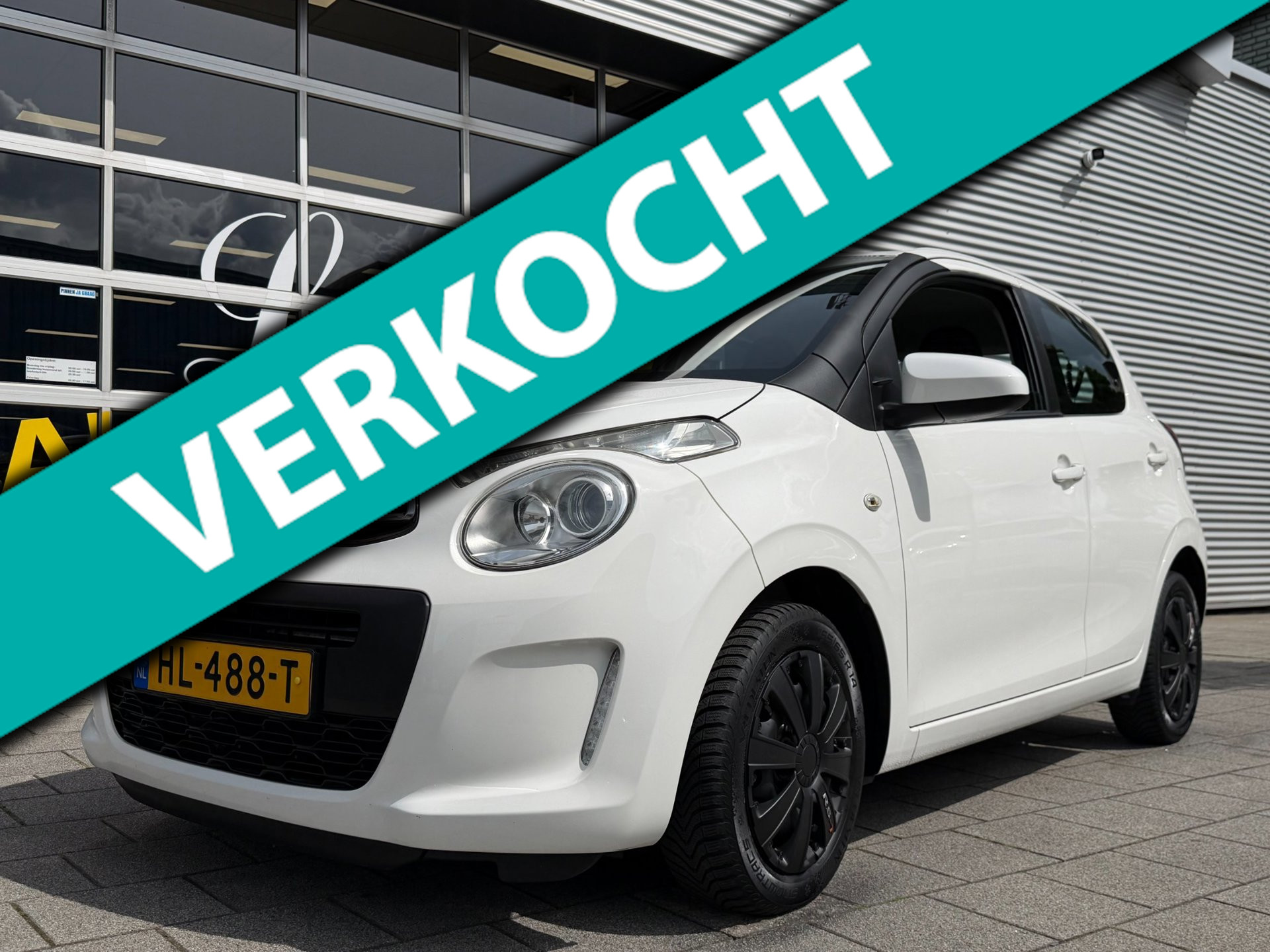 Citroen C1 1.0 e-VTi Feel - 115.000 km - Stuurbekrachtiging I Comfort pakket I APK 02-2027 2015 - voorkant