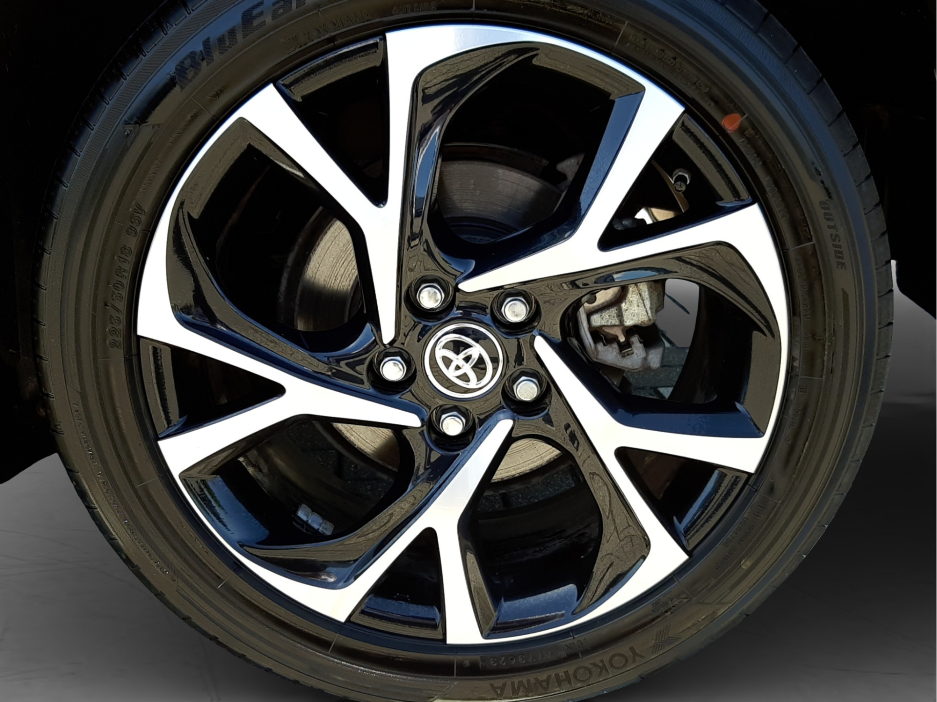 Foto van Toyota Toyota C-hr