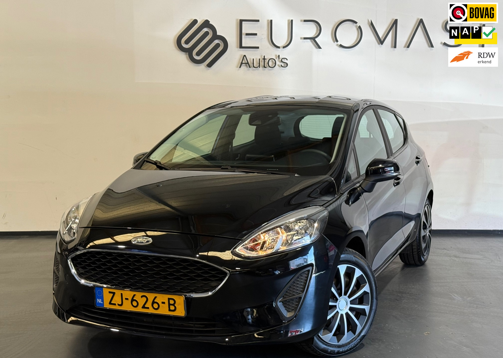 Ford Fiesta 1.1 Trend Navi Cruise Pdc Airco 5D Nieuwe Apk 2019 - voorkant