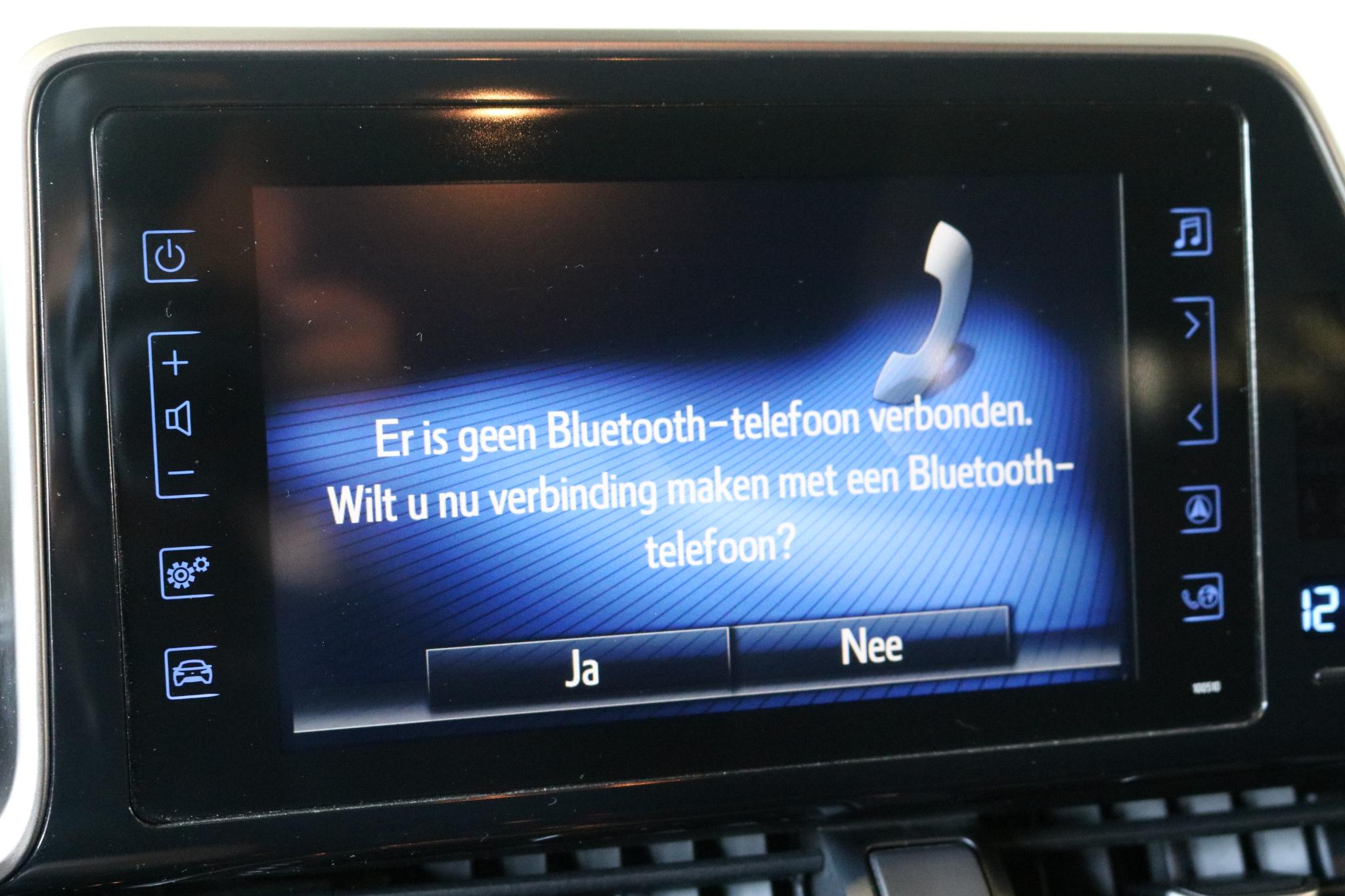 Foto van Toyota C-hr