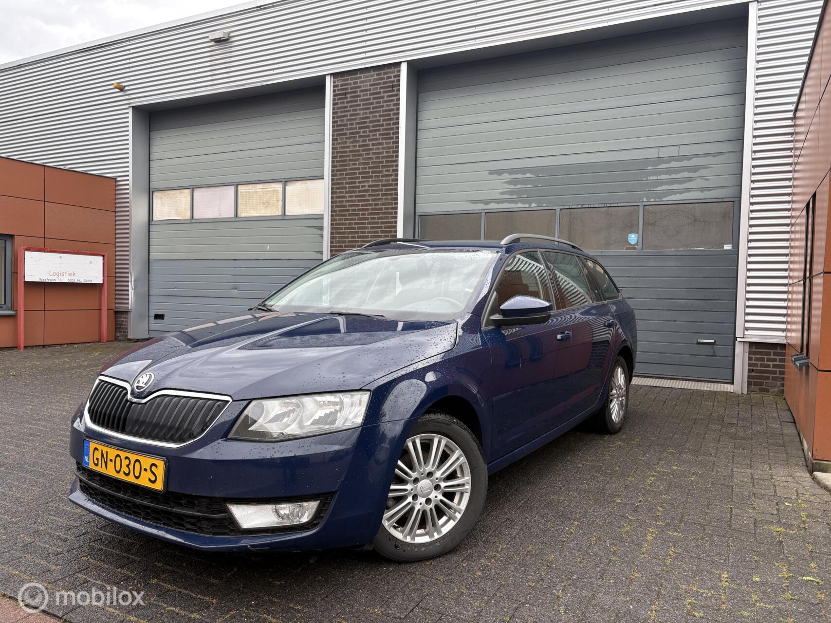 Skoda Octavia 1.6 TDI Greentech Ambition 2015 - voorkant