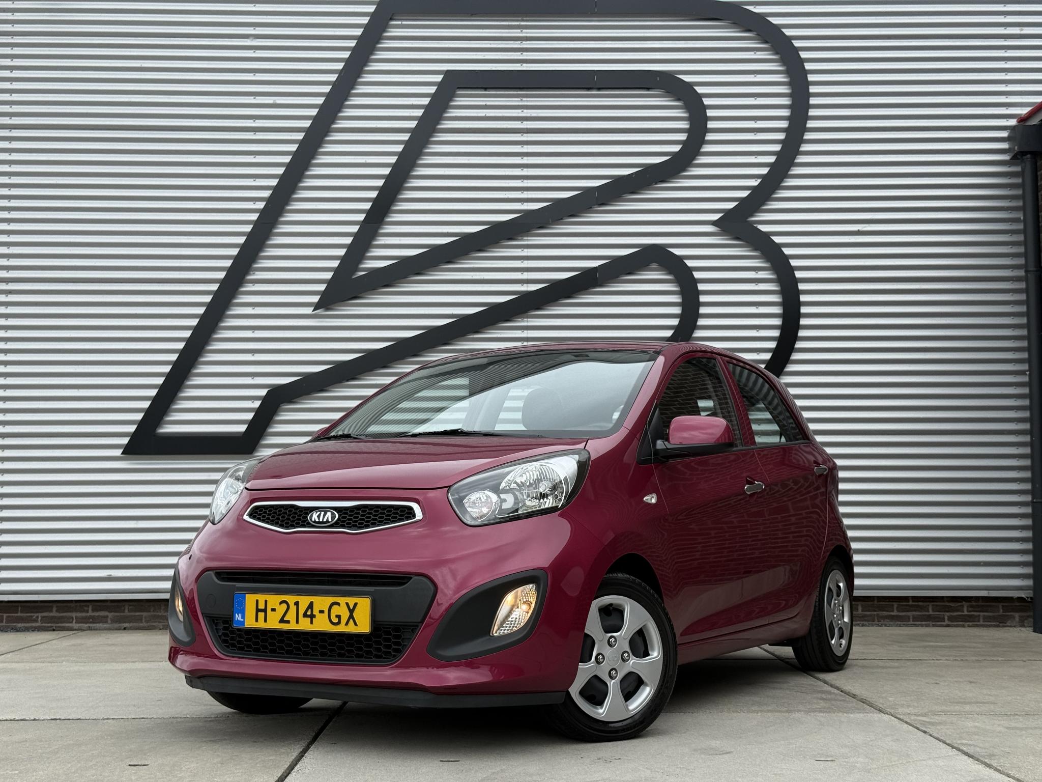 Kia Picanto 1.0 CVVT BusinessLine Navigator 2014 - voorkant