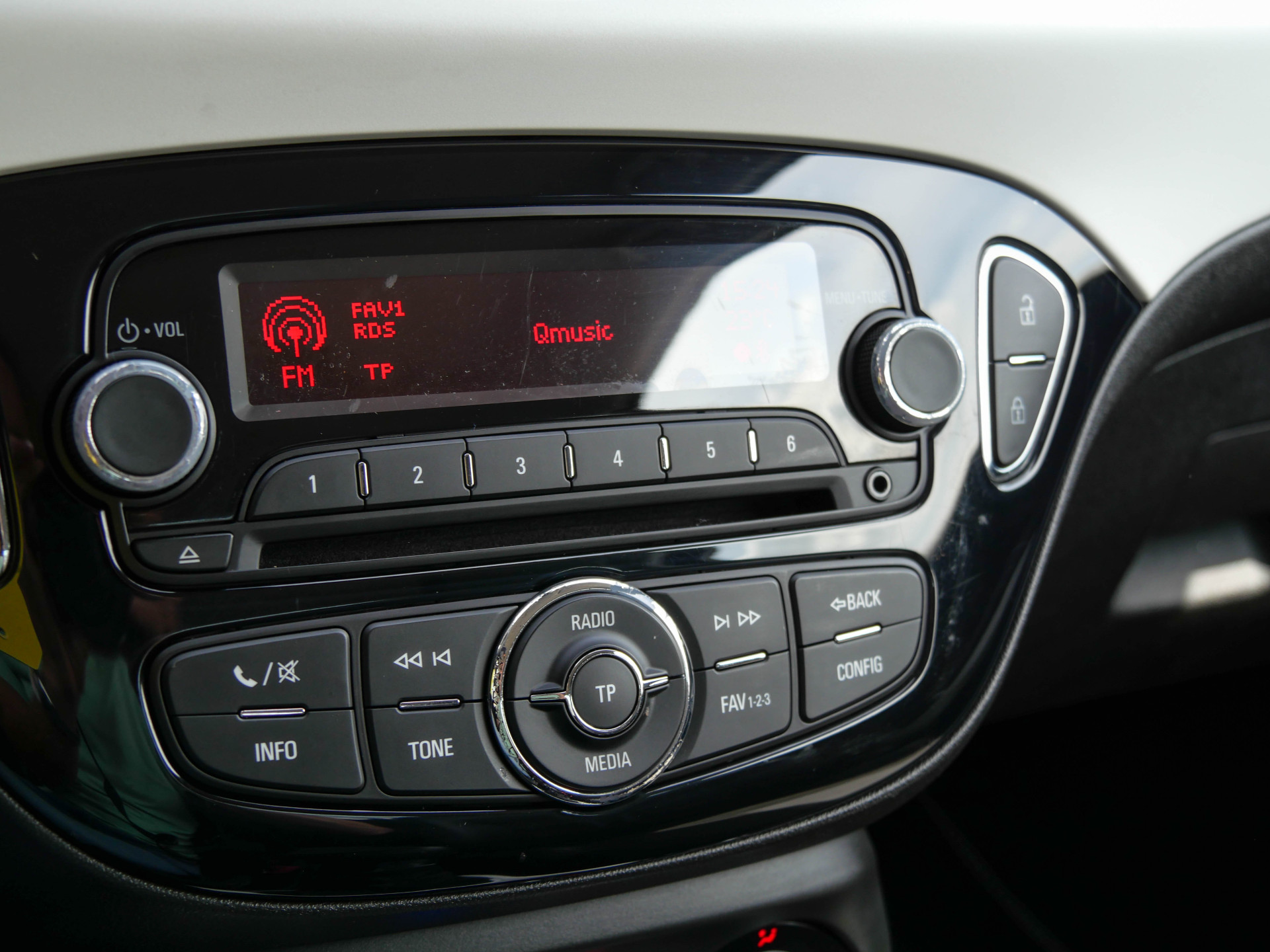 Foto van Opel Adam