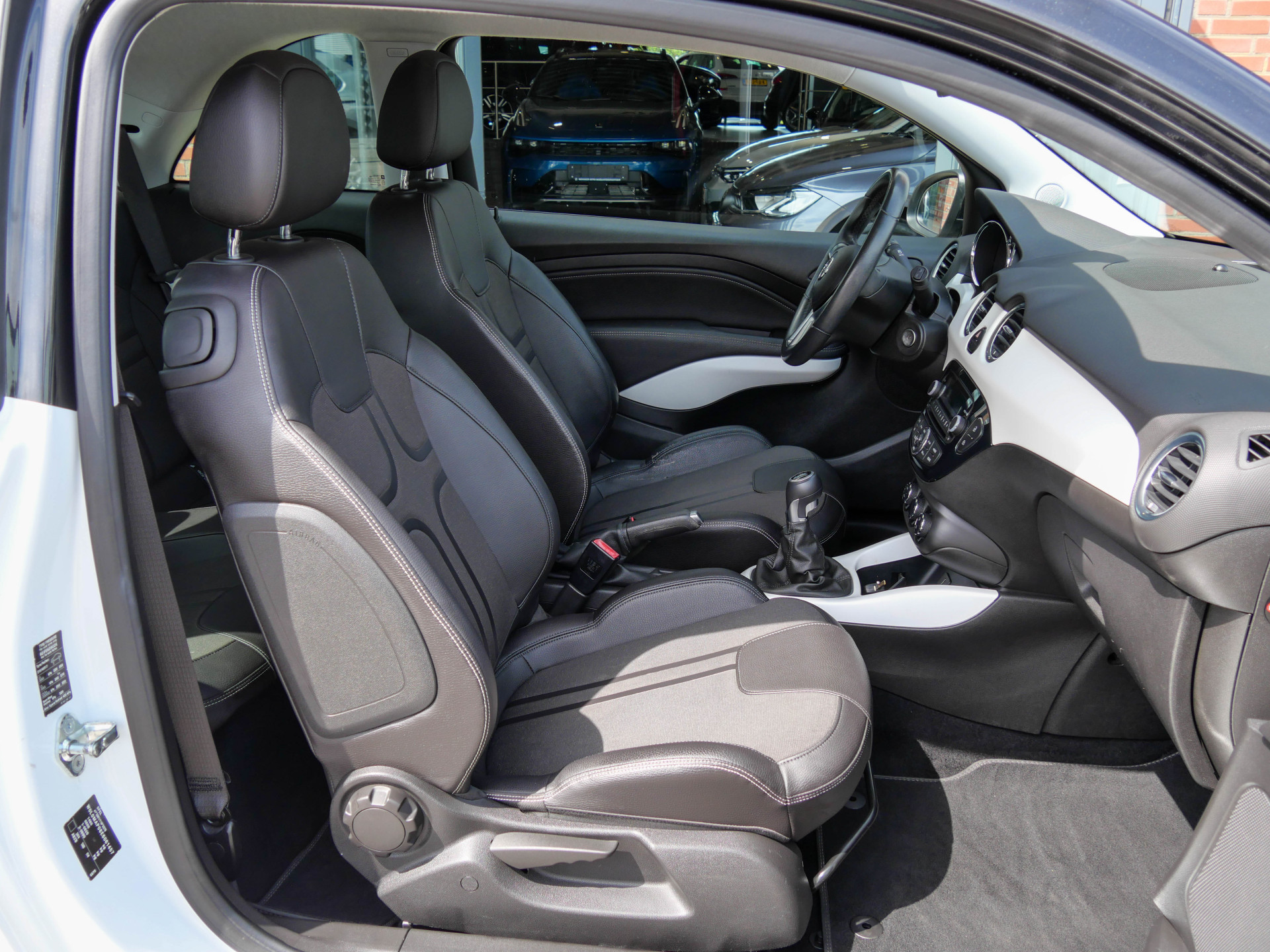 Foto van Opel Adam