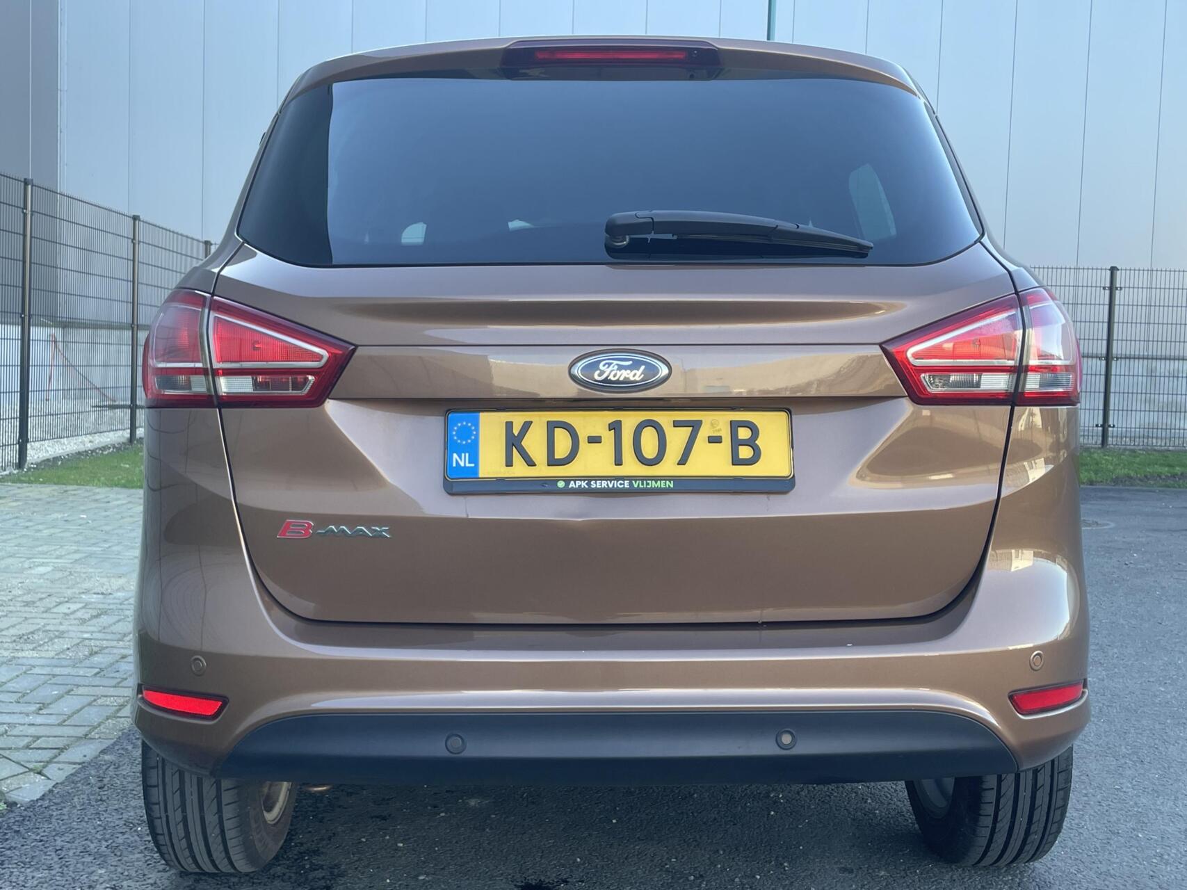 Foto van Ford B-max