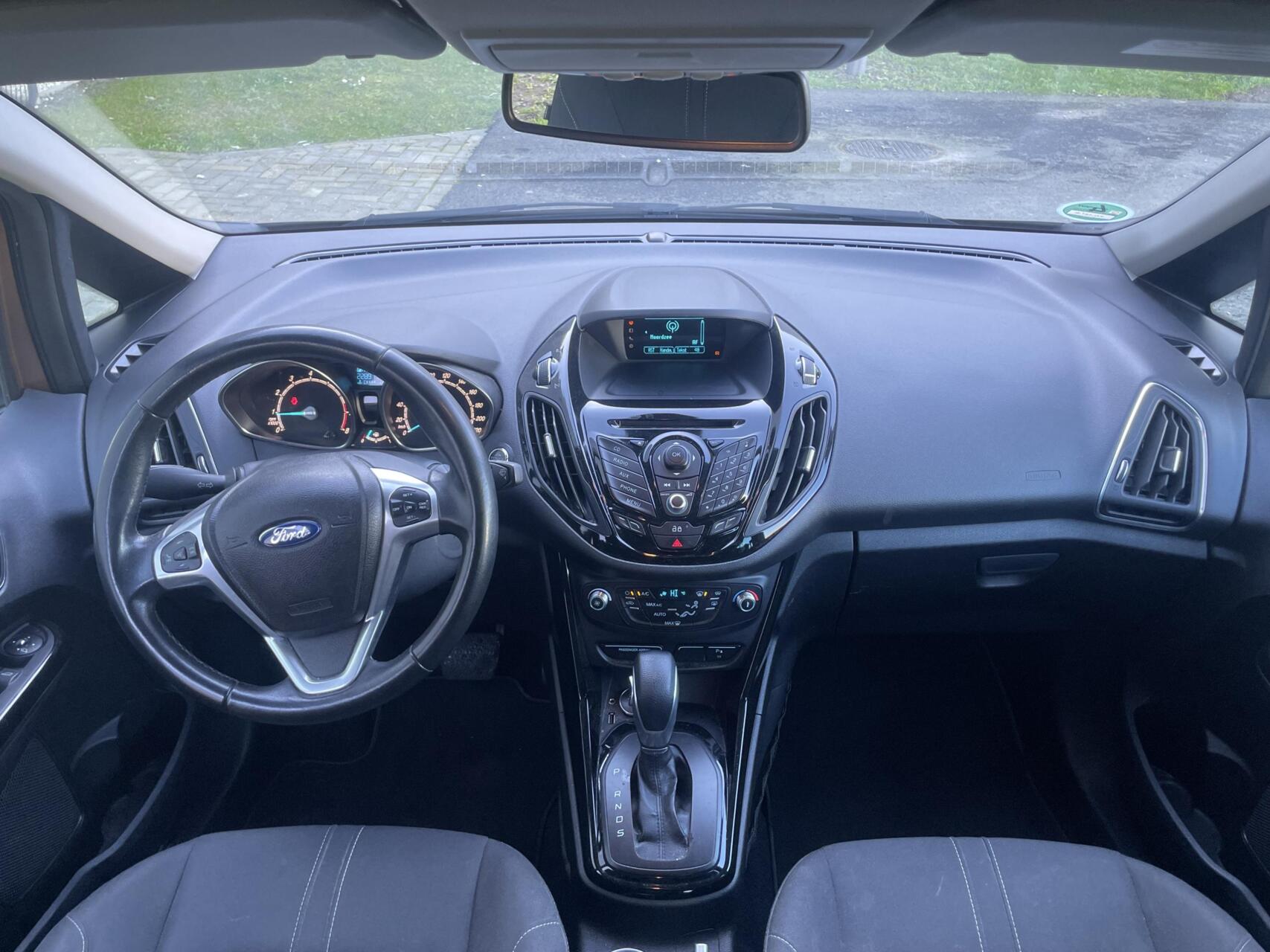 Foto van Ford B-max