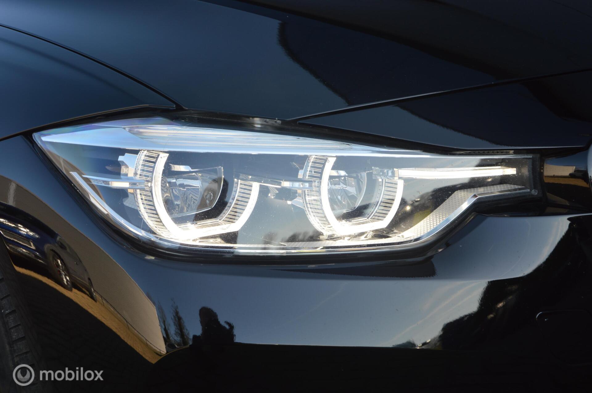 Foto van BMW 320d Efficient Dynamics