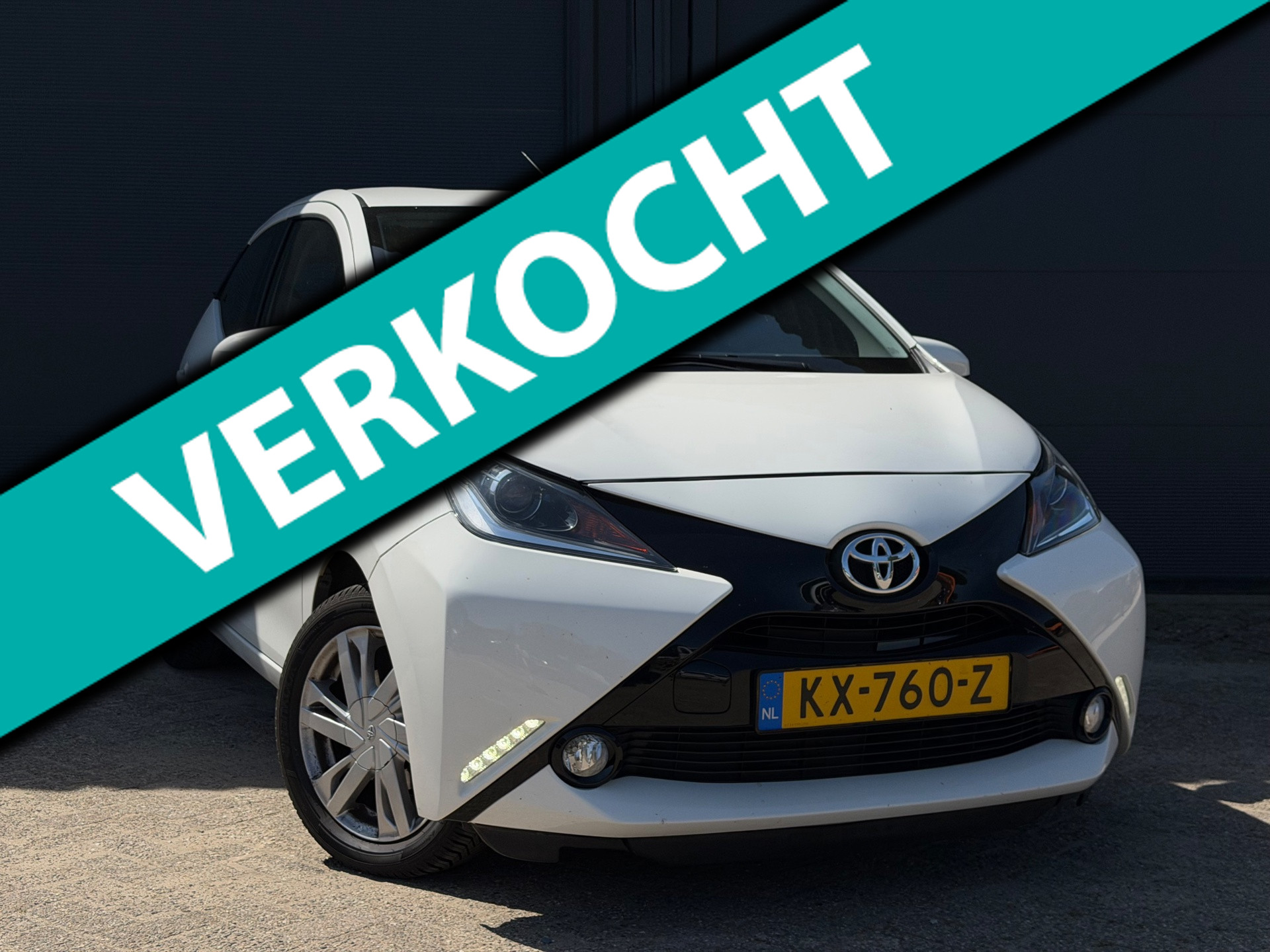 Toyota Toyota Aygo 1.0 | Airco| E-Pakket | A-Camera | 2016 - voorkant