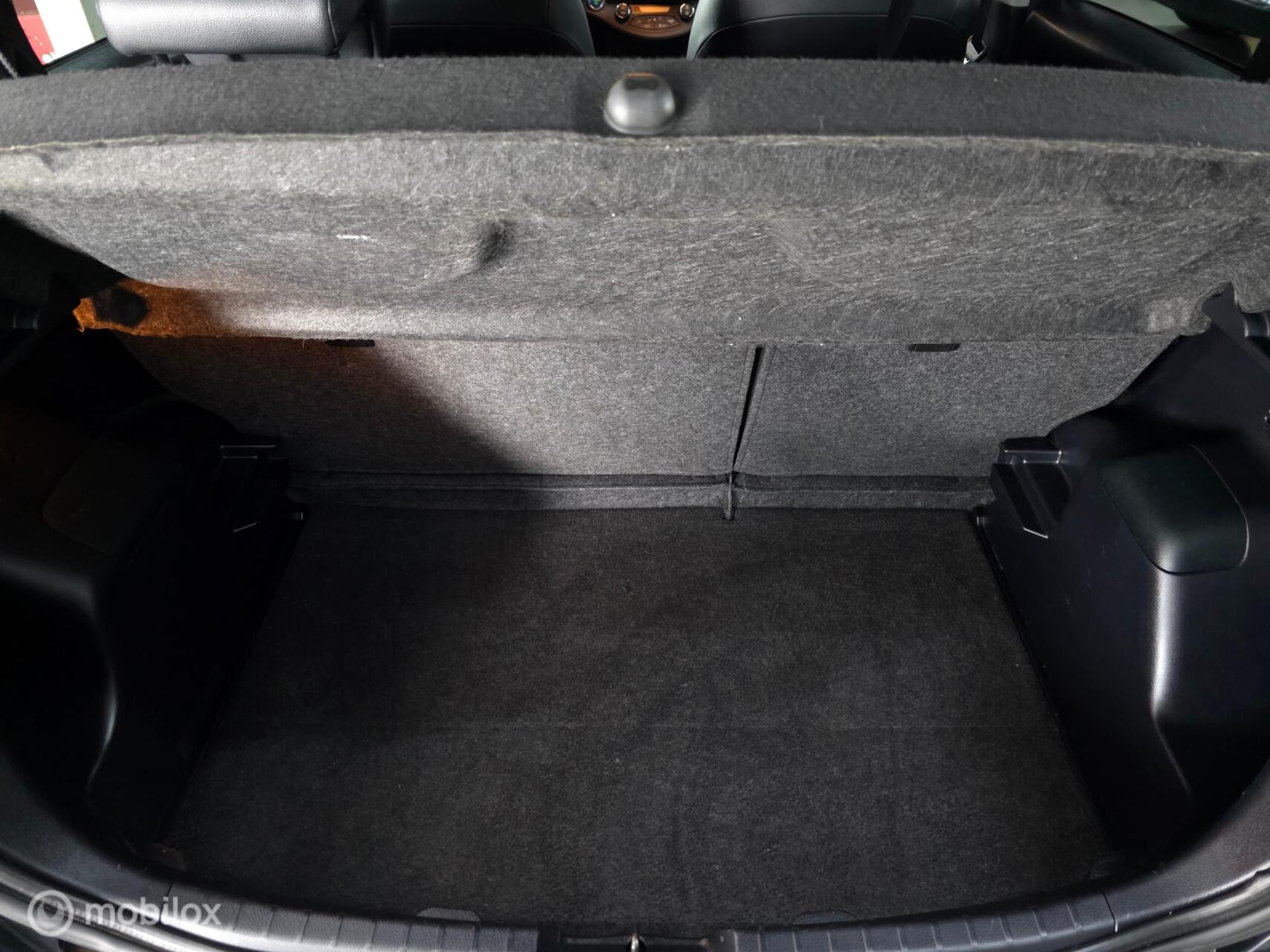 Foto van Toyota Toyota Yaris Hybrid