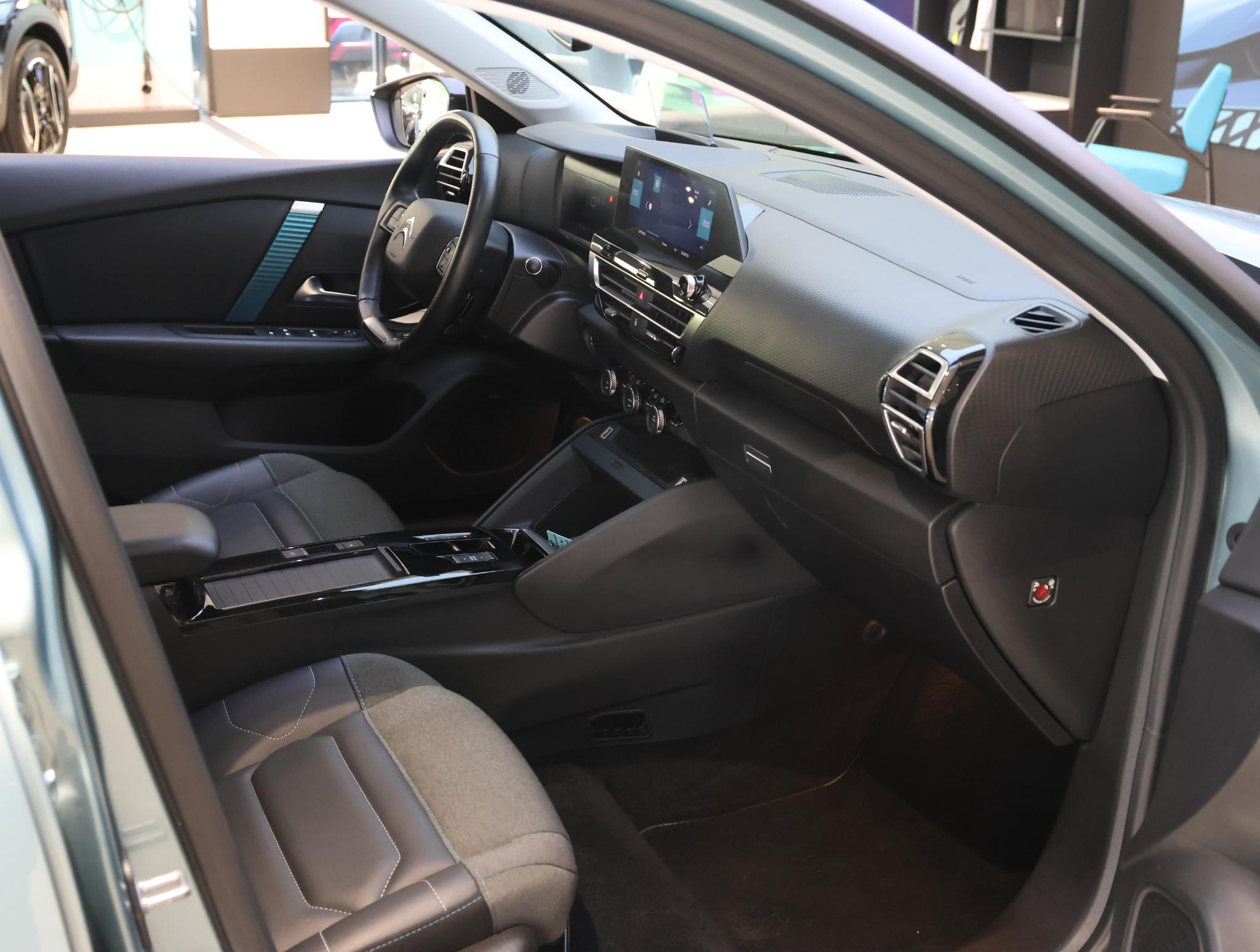 Foto van Citroen E-c4