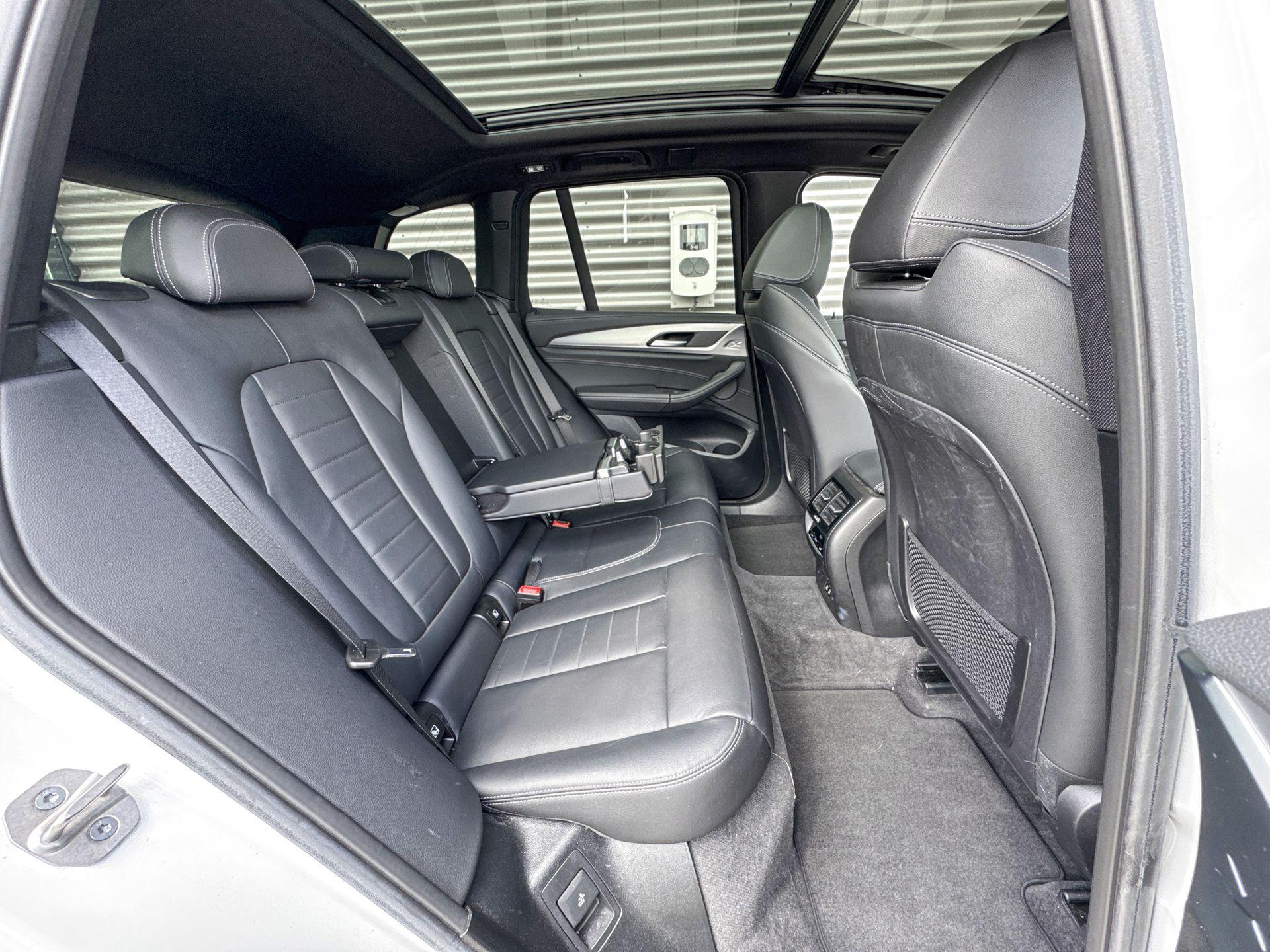 Foto van BMW Ix3