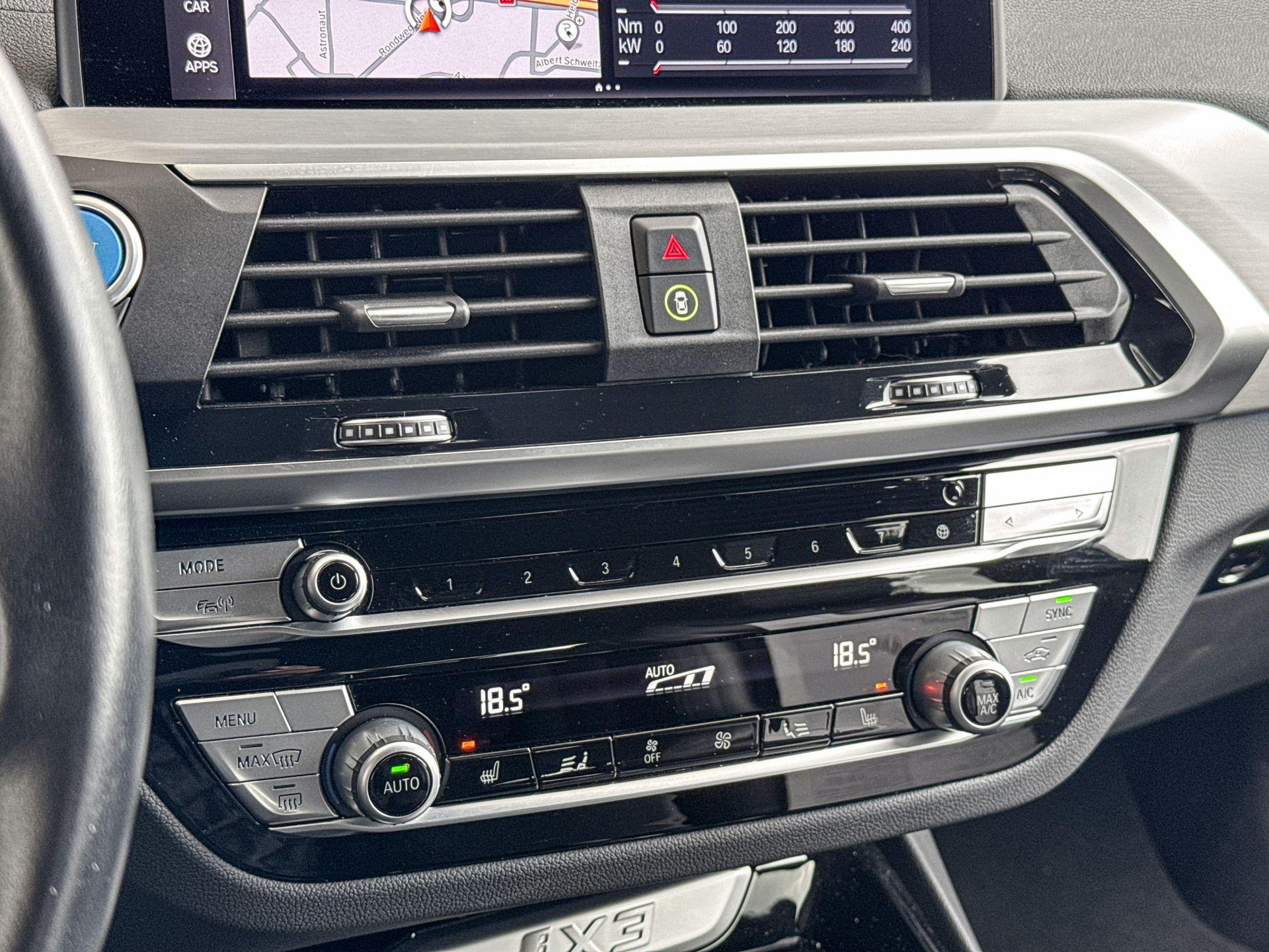 Foto van BMW Ix3
