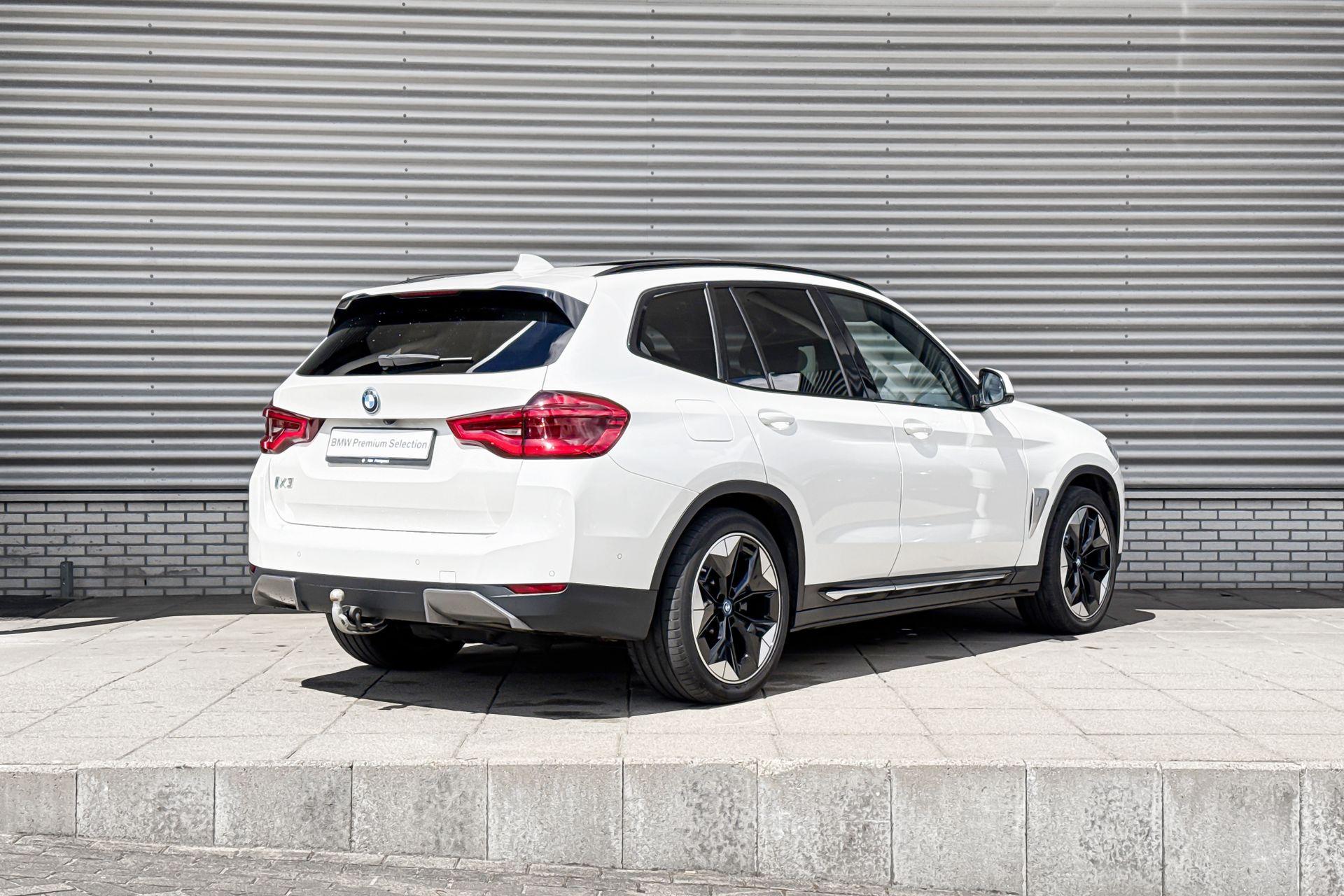 Foto van BMW Ix3
