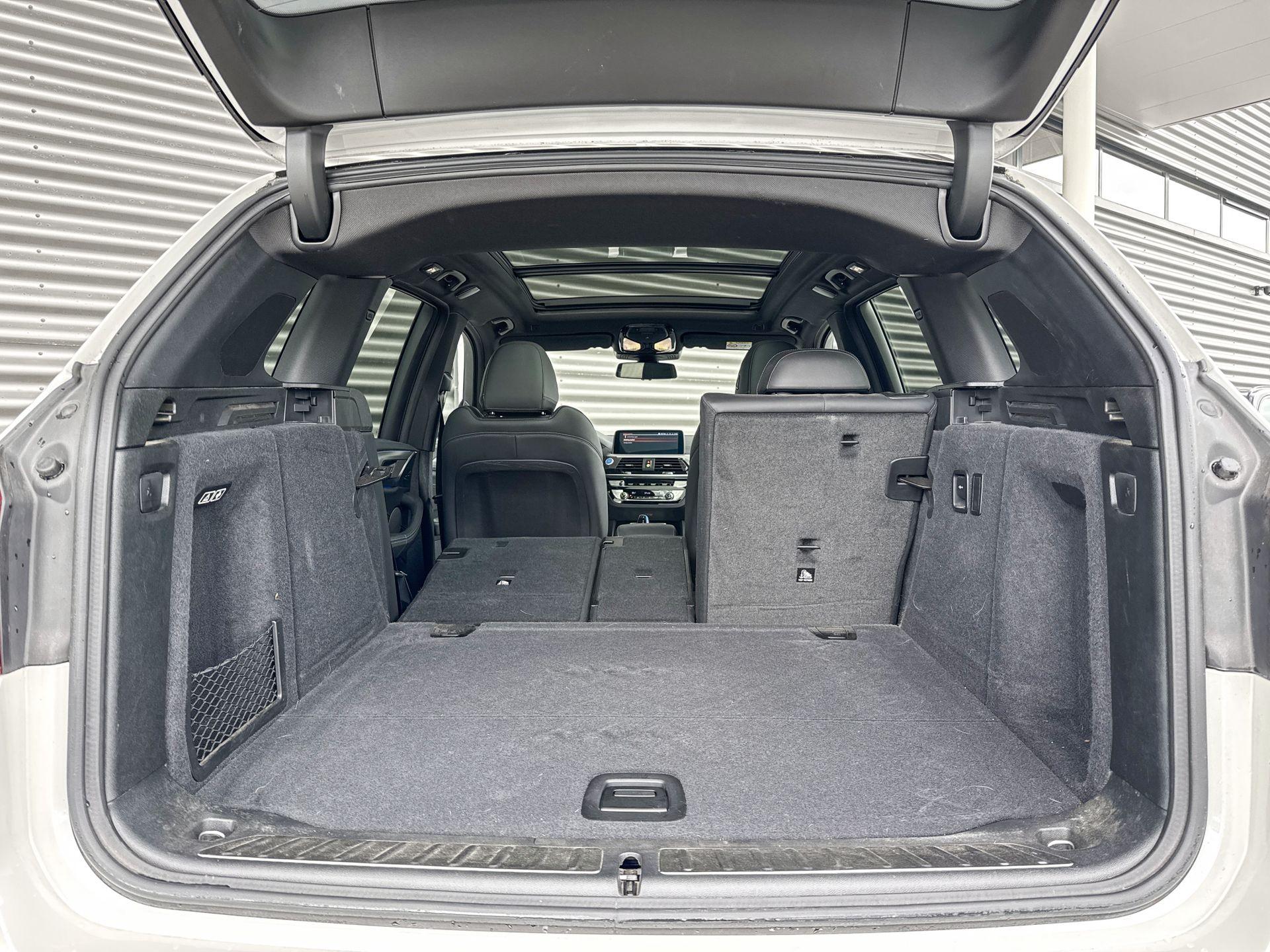Foto van BMW Ix3