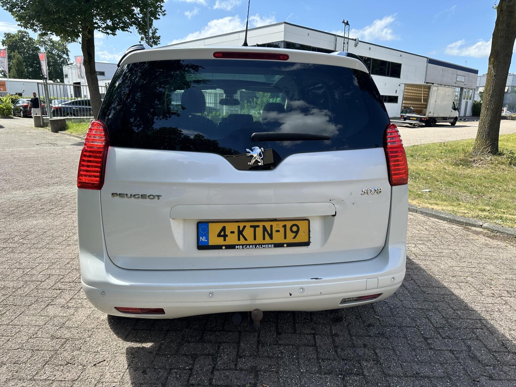 Foto van Peugeot 5008
