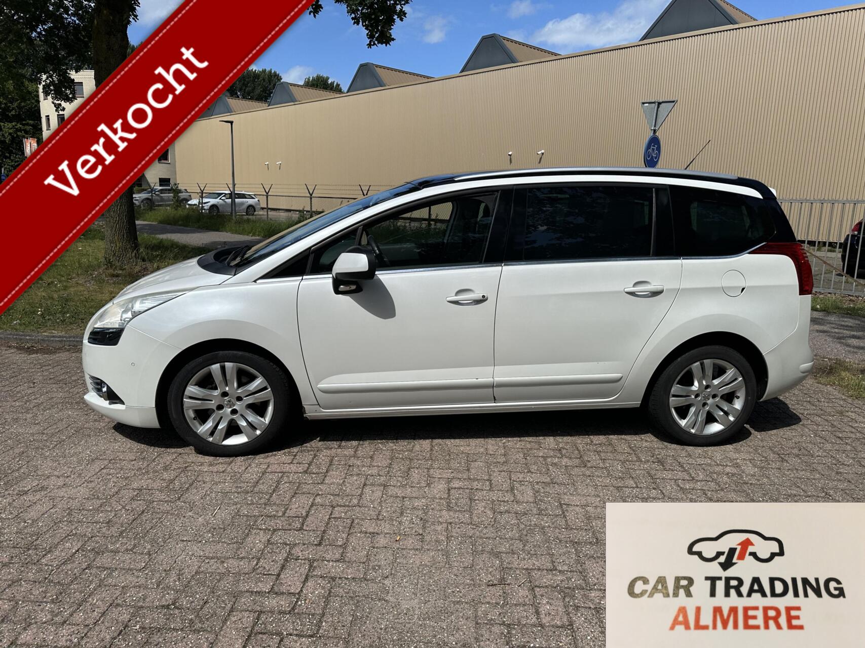 Foto van Peugeot 5008