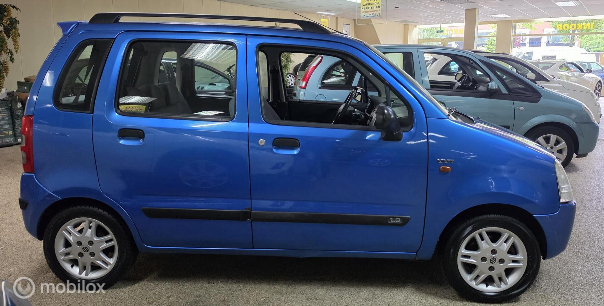 Foto van Suzuki Wagon R