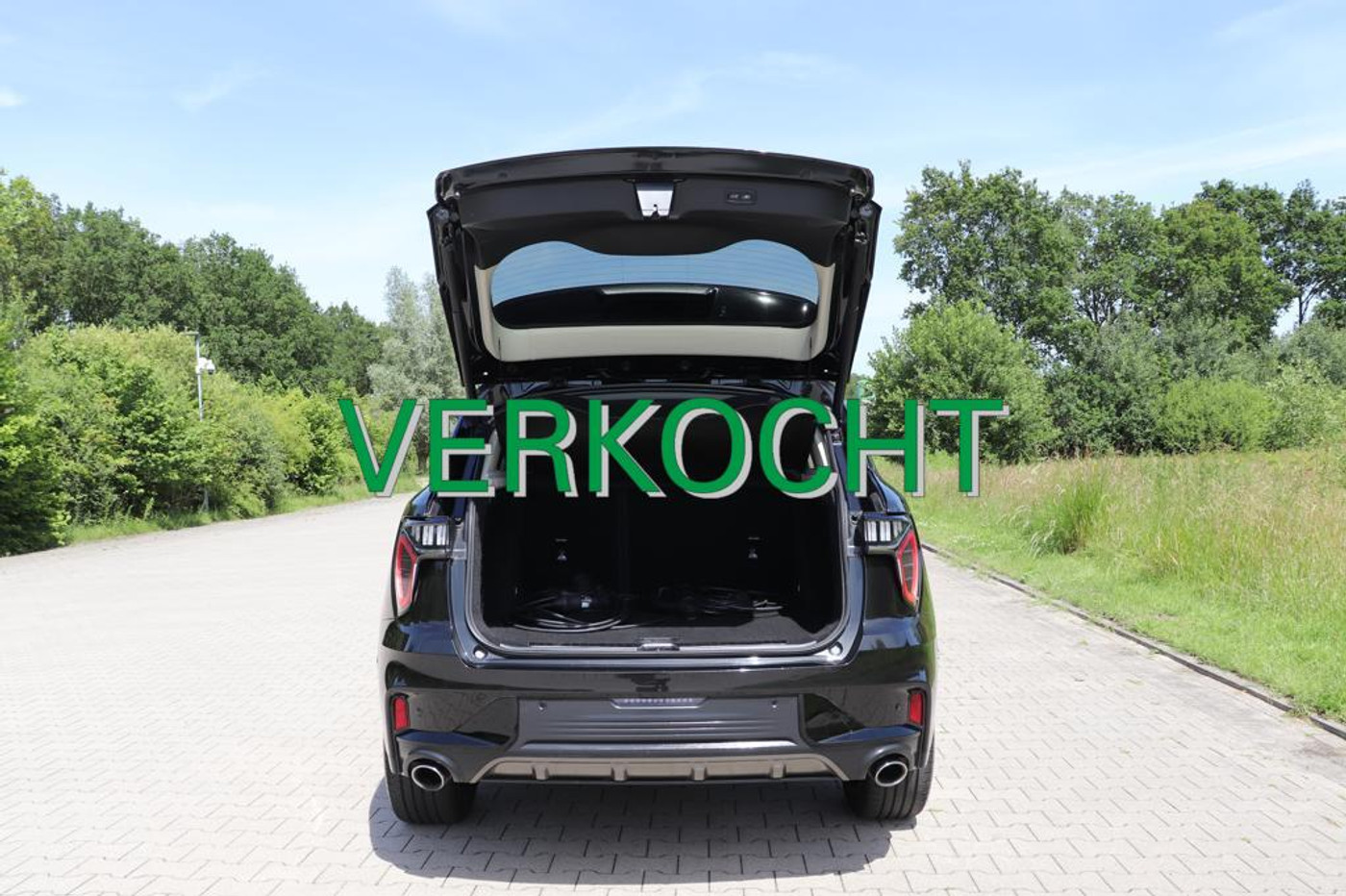 Foto van Lynk&co LYNK & Co 01