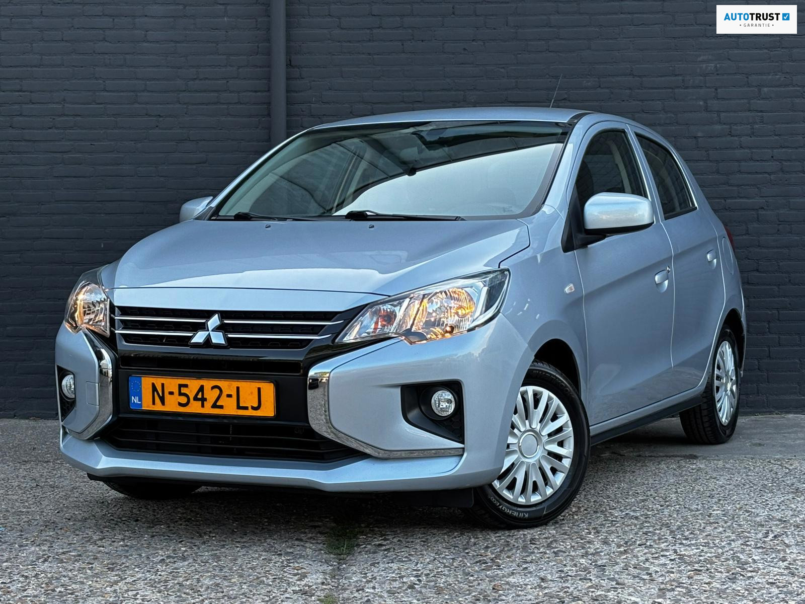 Foto van MITSUBISHI MITSUBISHI SPACE STAR