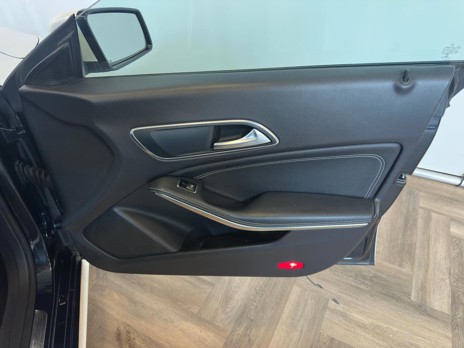 Foto van Mercedes-Benz Cla 200