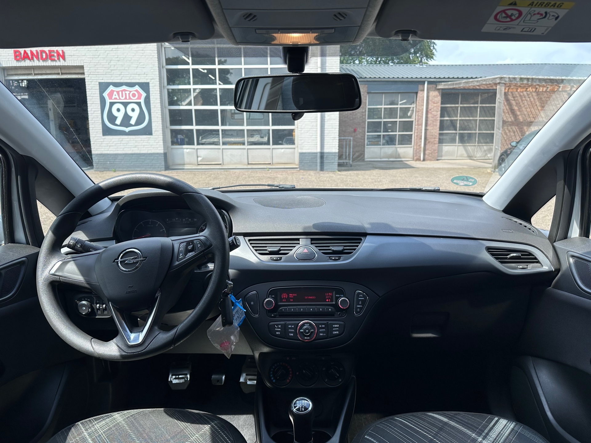 Foto van Opel Corsa-e