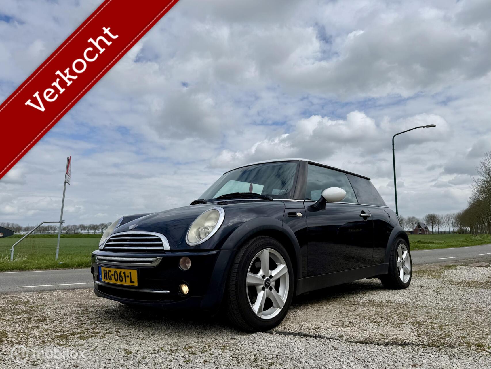 Mini Mini Cooper 1.6 Cooper Chili, BJ 2005, Airco APK Juni 2027 2005 - voorkant