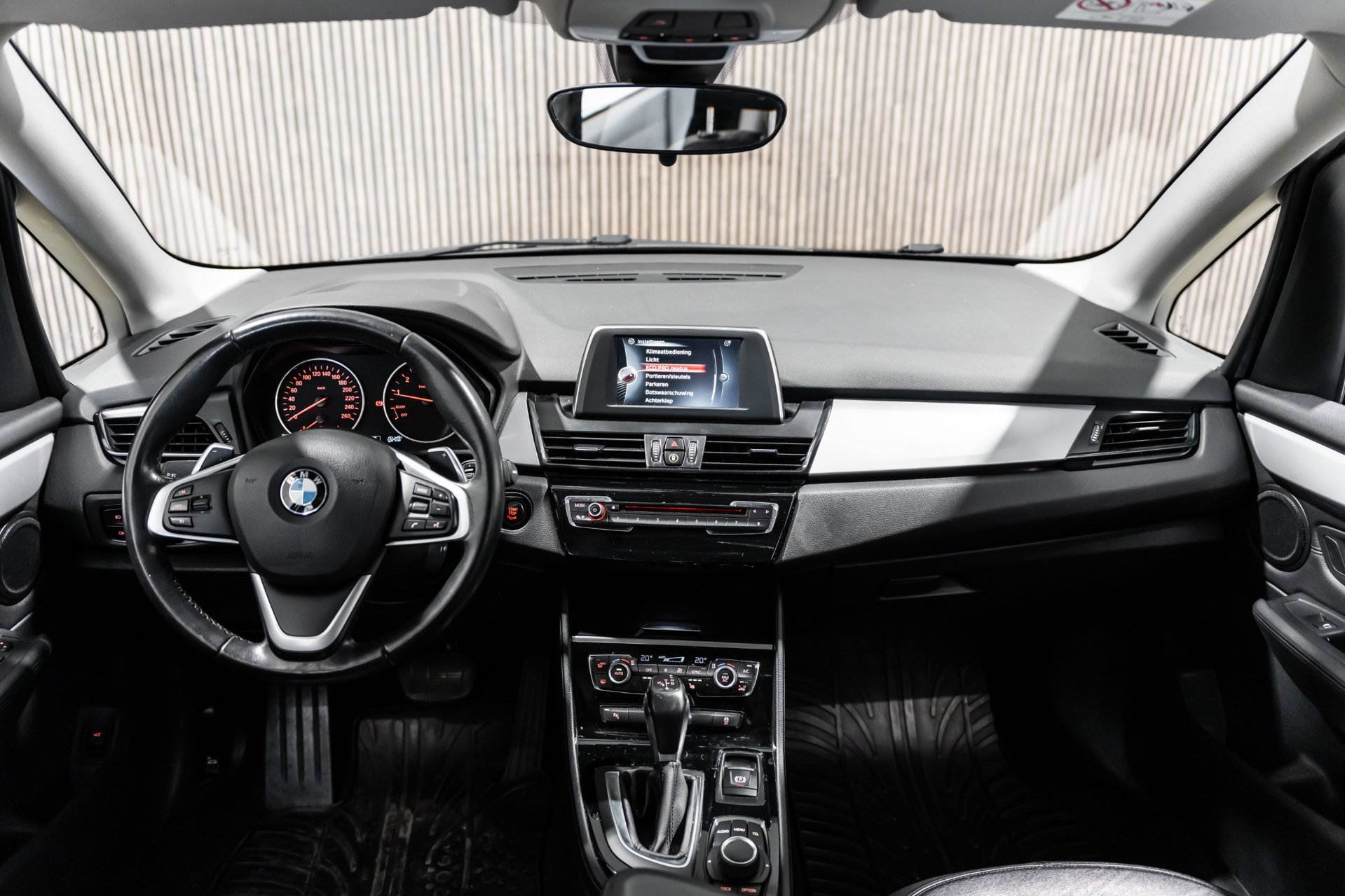 Foto van BMW 220i Active Tourer