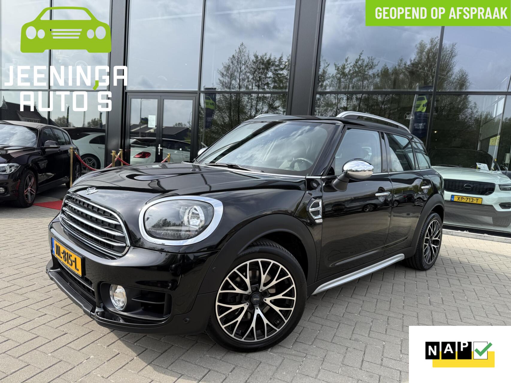 Foto van MINI COUNTRYMAN COOPER