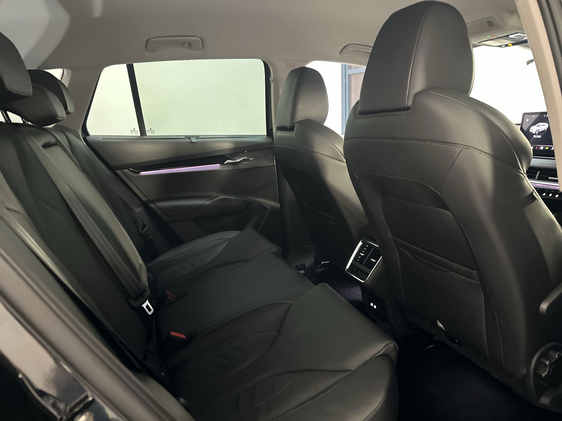 Foto van Skoda Enyaq 80