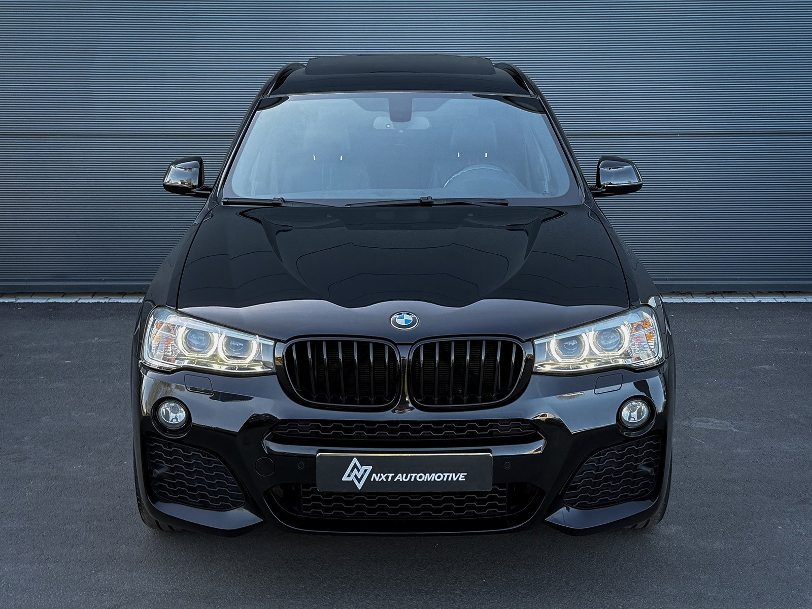 Foto van BMW X3 Sdrive20i