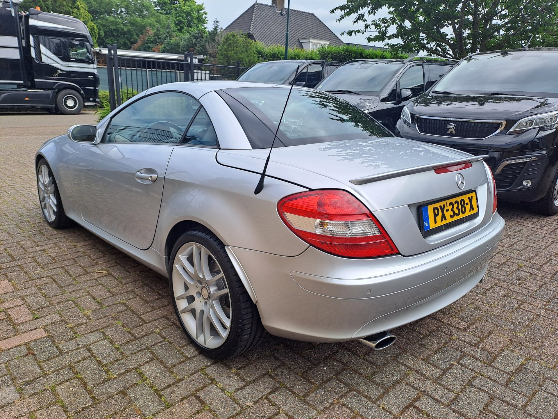 Foto van Mercedes-Benz SLK 200 Kompressor