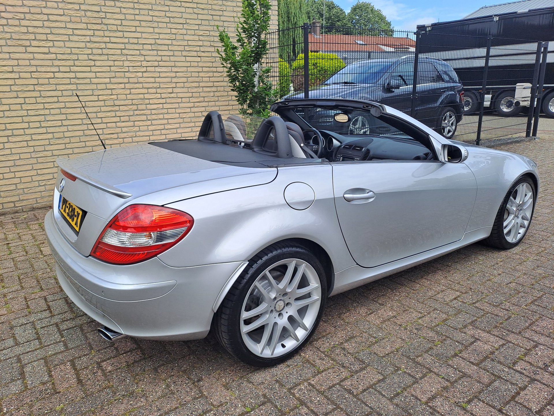 Foto van Mercedes-Benz SLK 200 Kompressor
