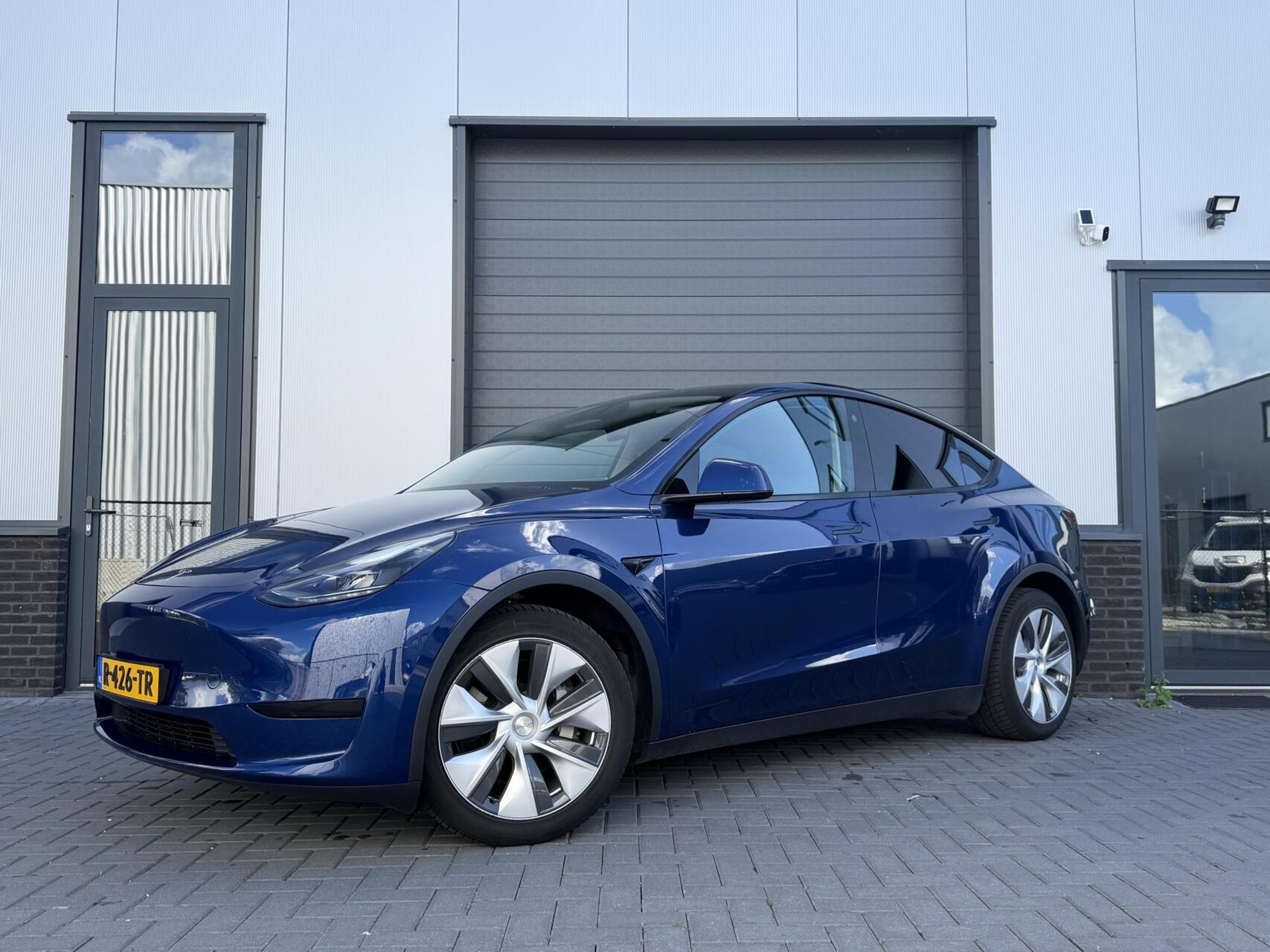 Tesla Model Y RWD 58 kWh 2022 - voorkant
