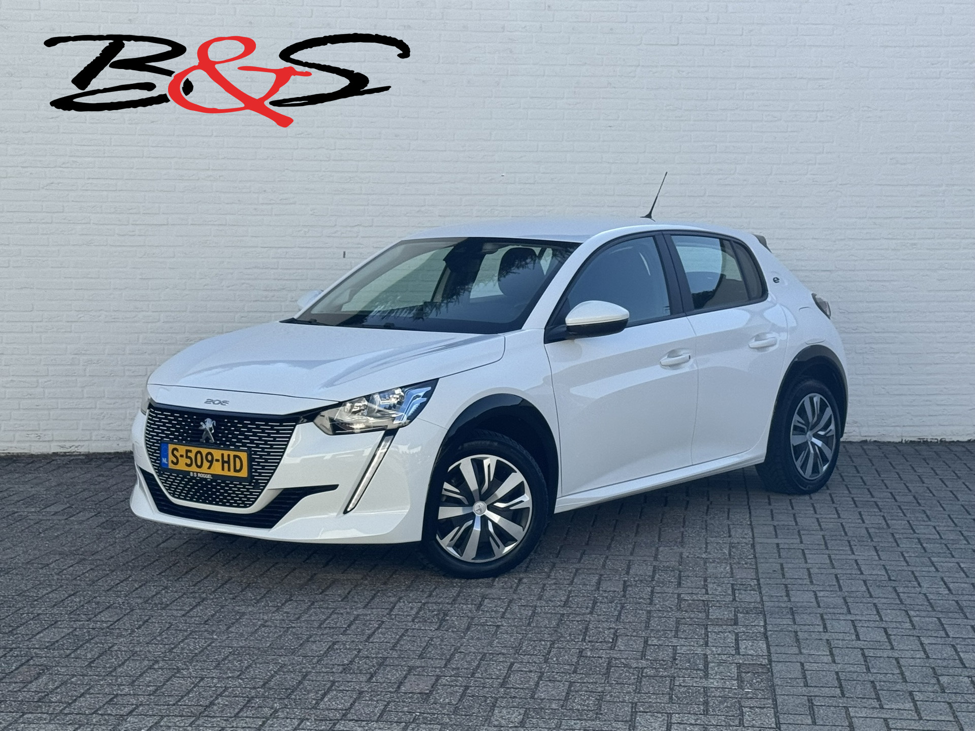 Peugeot 208 EV  Active 50 kWh Clima Carplay Stoelverwarming Extra laadkabel voor thuis 2022 - voorkant