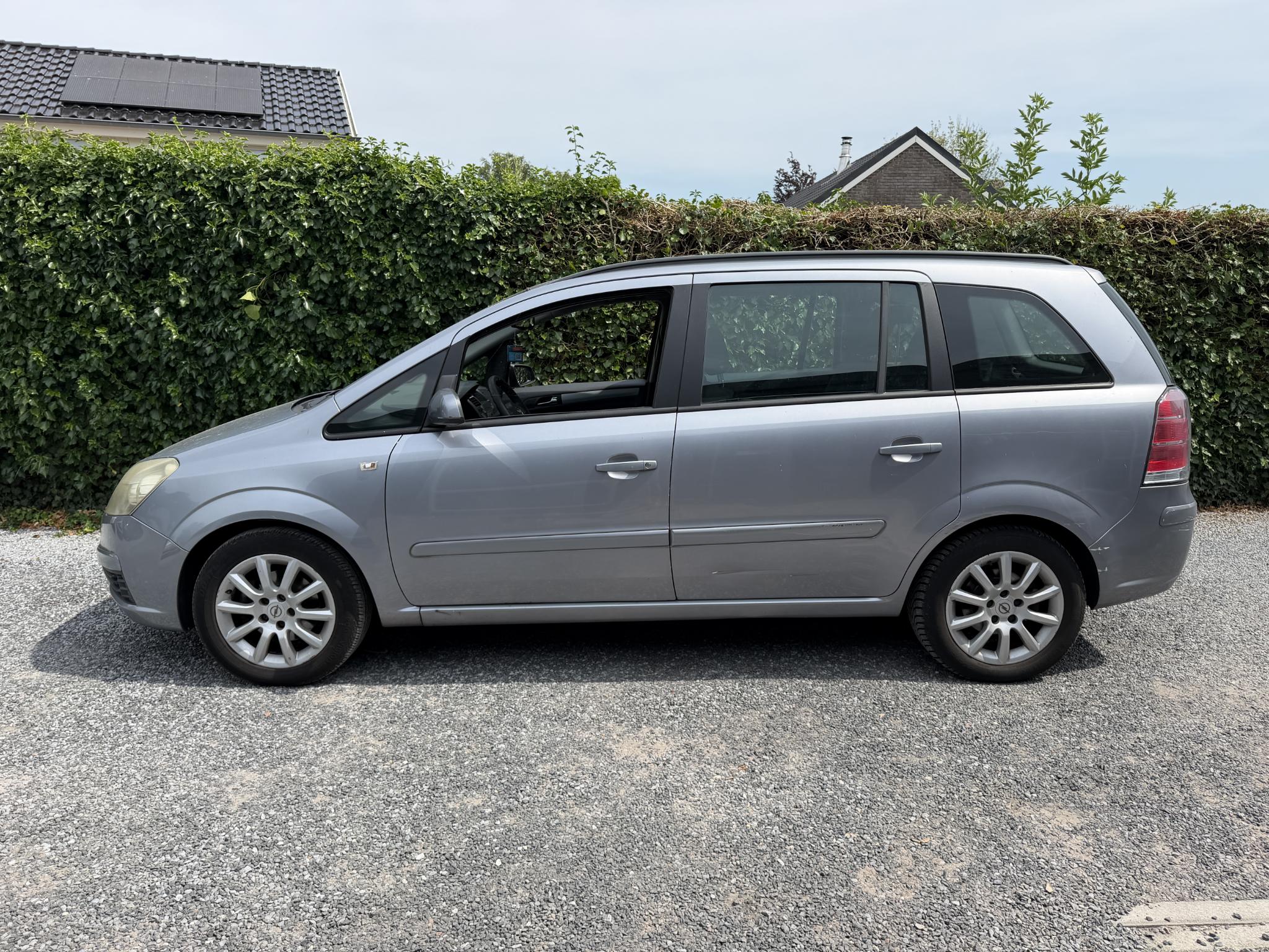 Foto van Opel Zafira