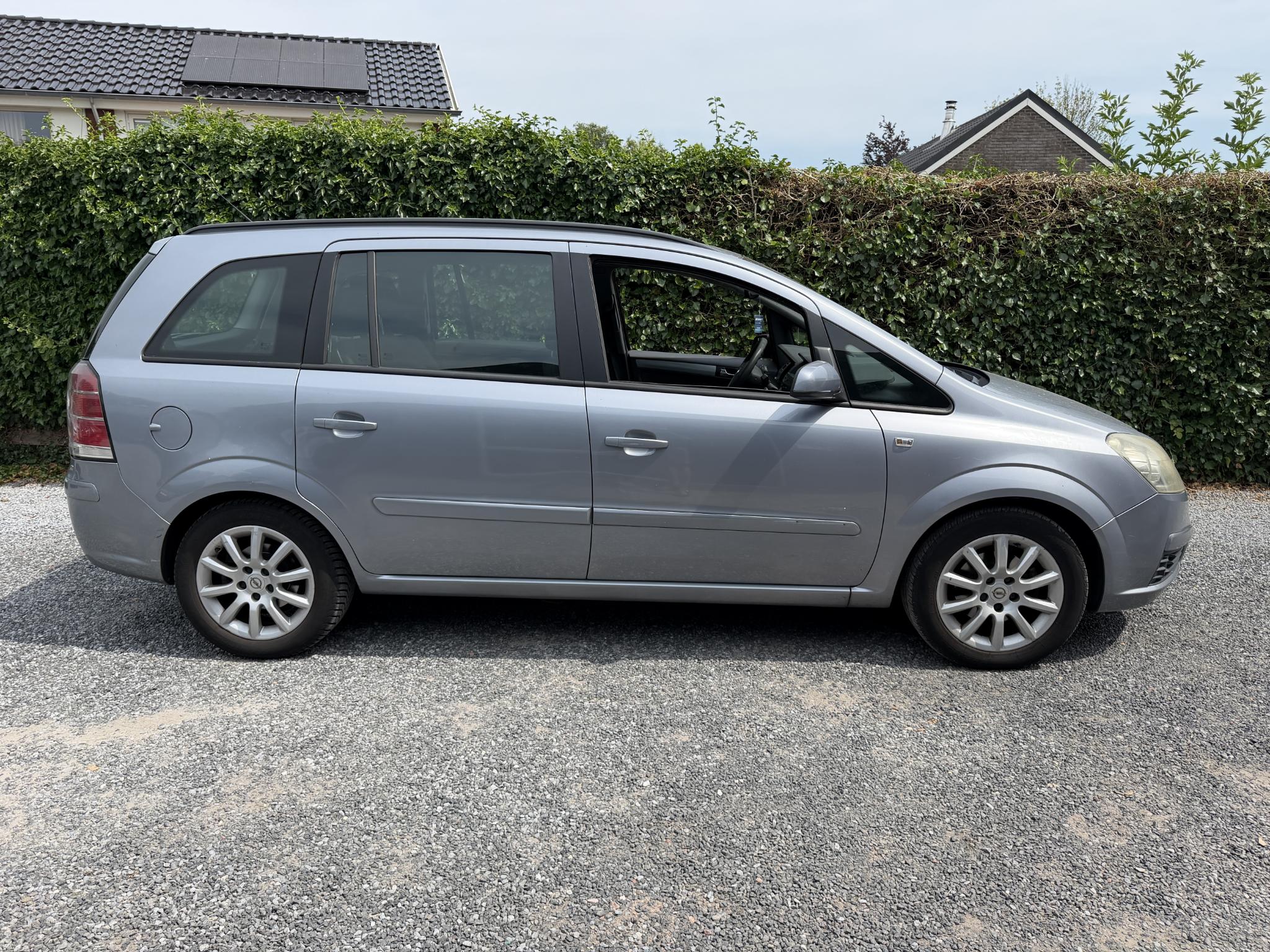 Foto van Opel Zafira