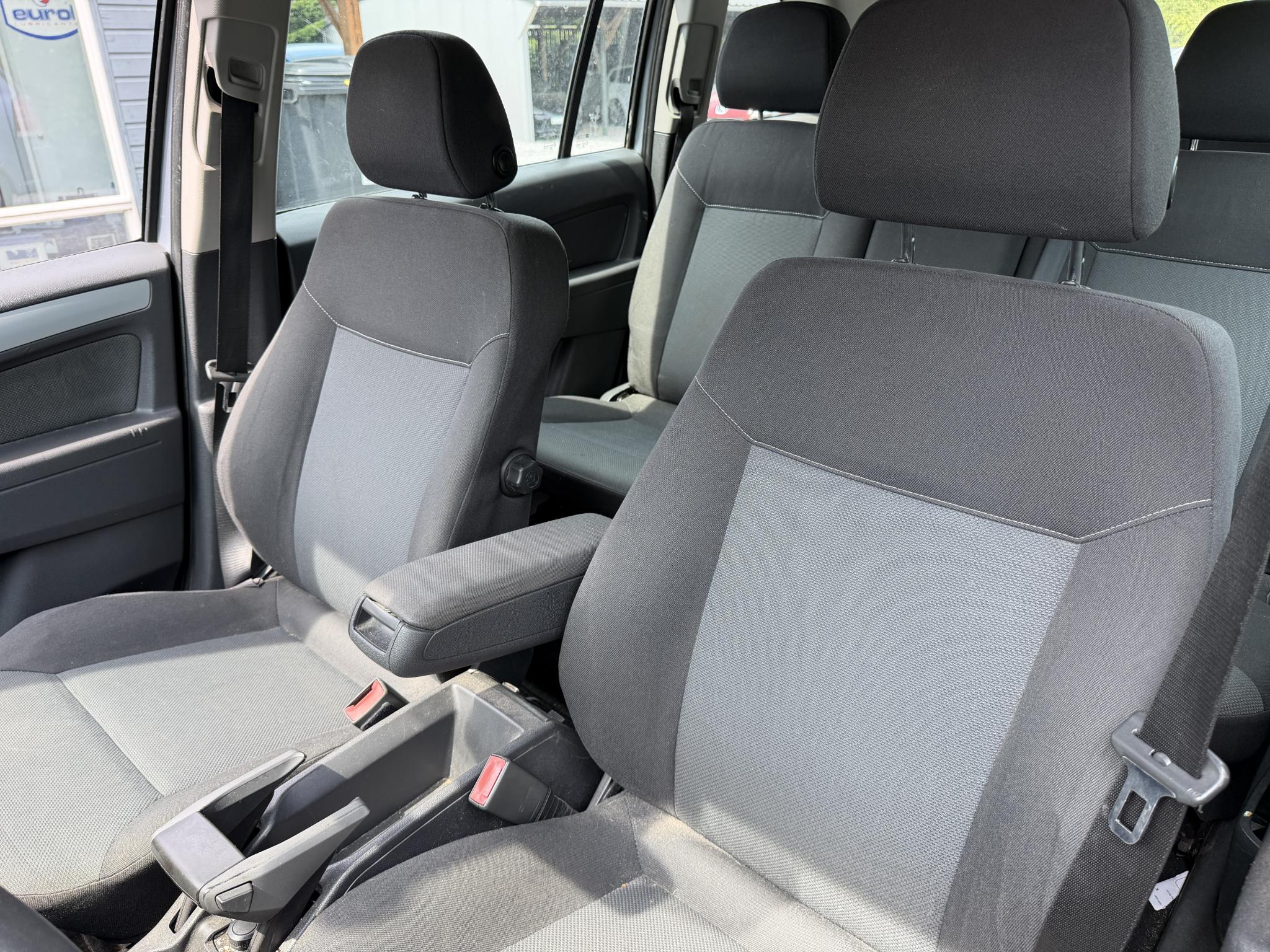 Foto van Opel Zafira