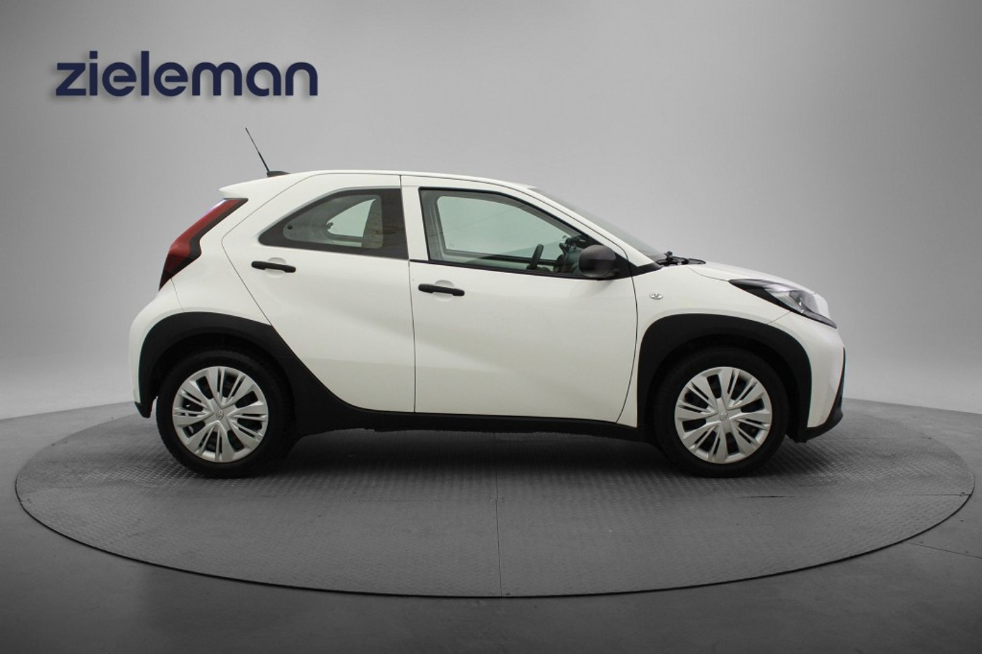 Foto van Toyota Toyota Aygo X