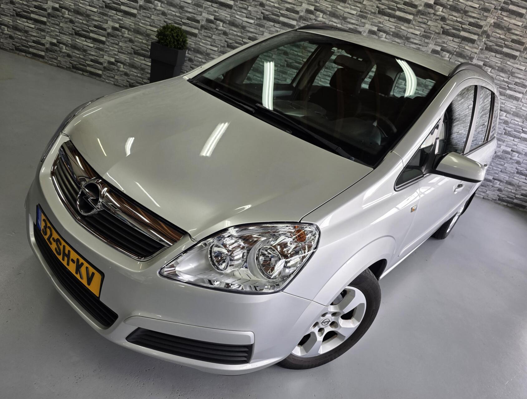 Foto van Opel Zafira