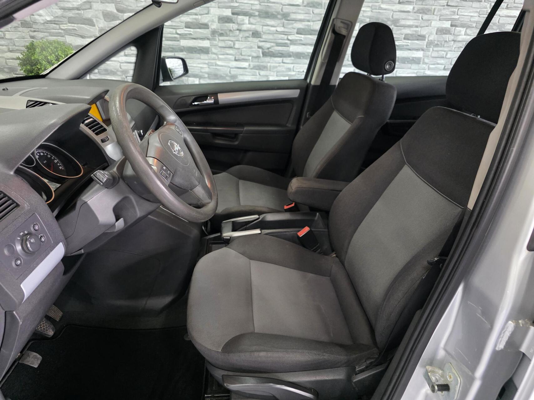 Foto van Opel Zafira