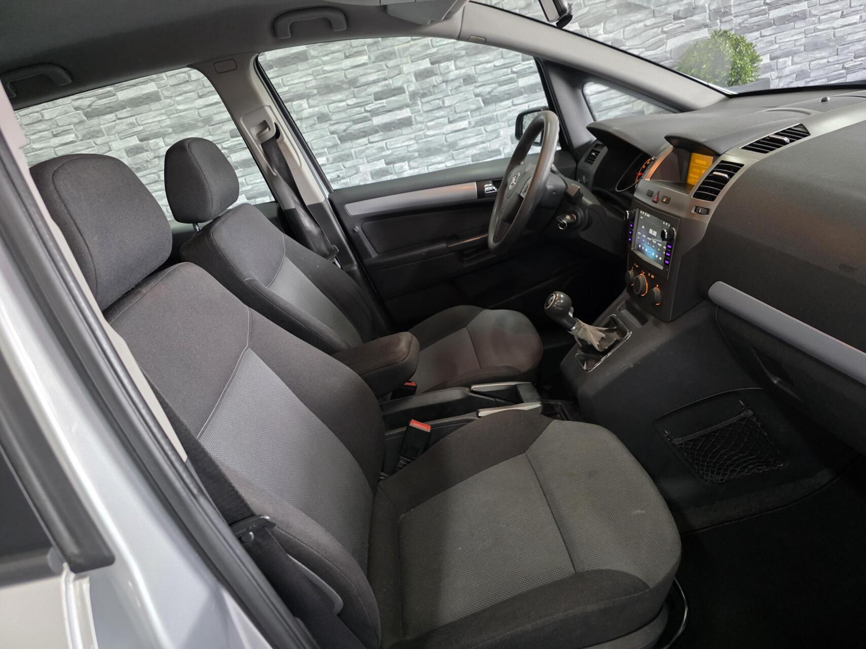 Foto van Opel Zafira