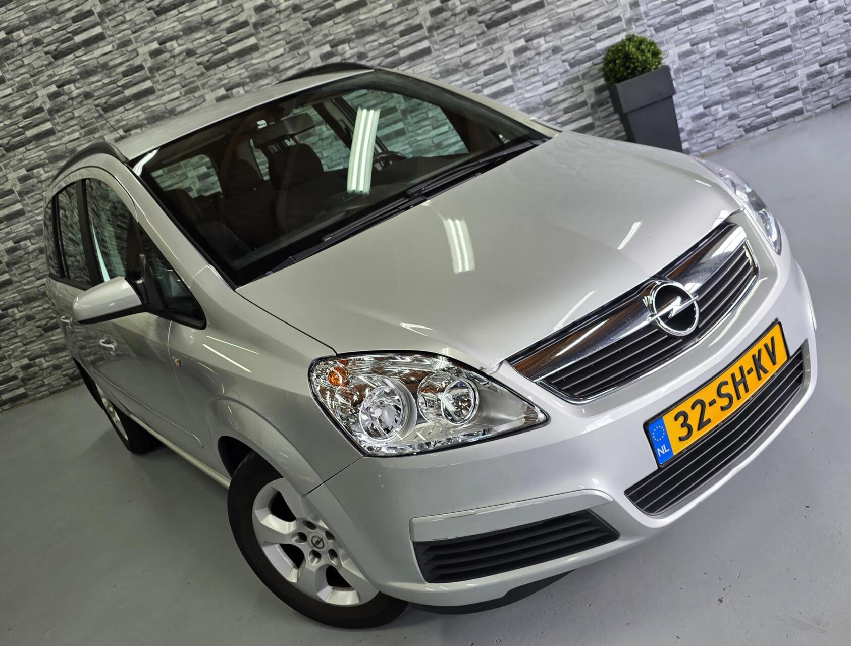 Foto van Opel Zafira